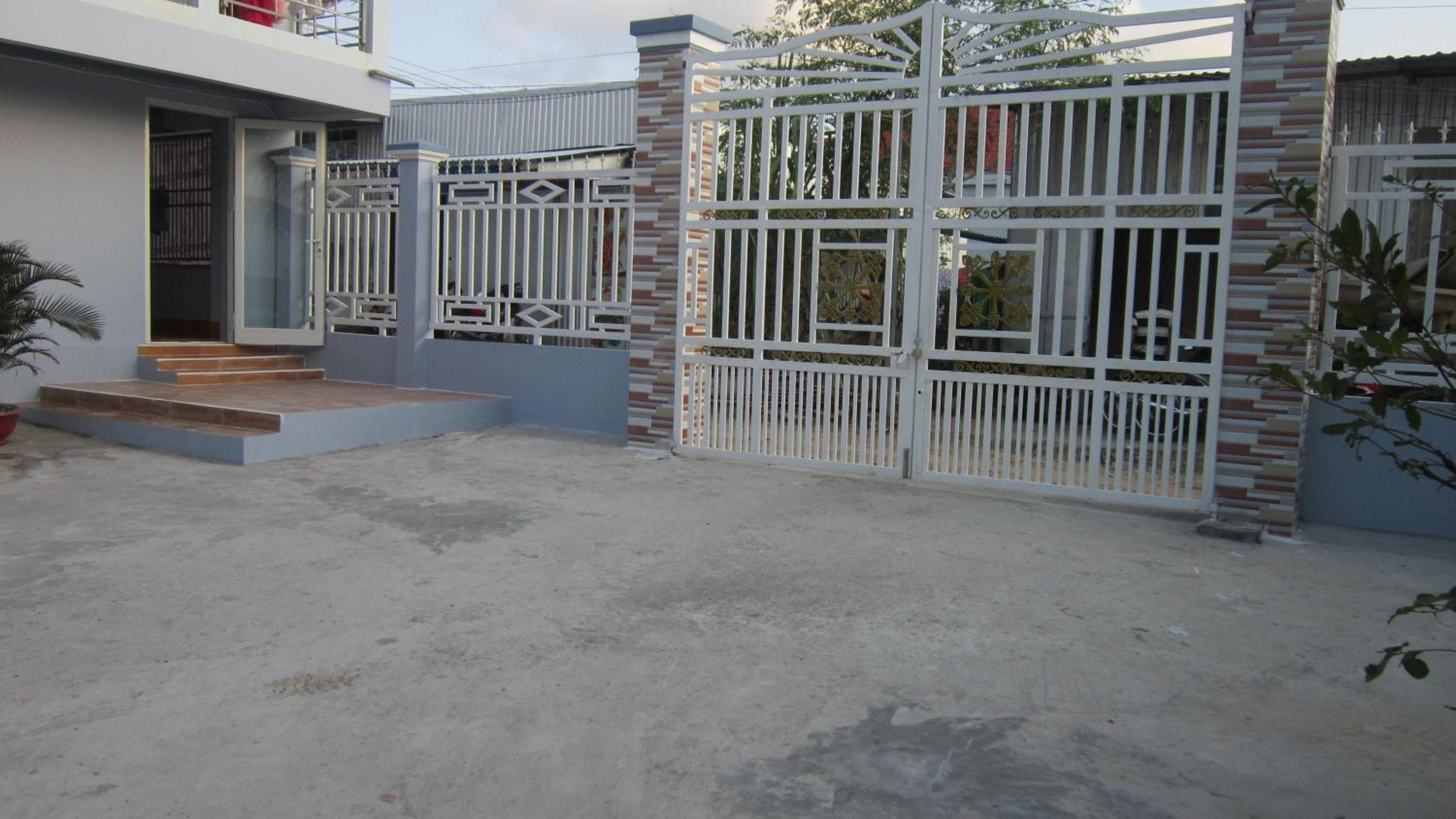Photo 9