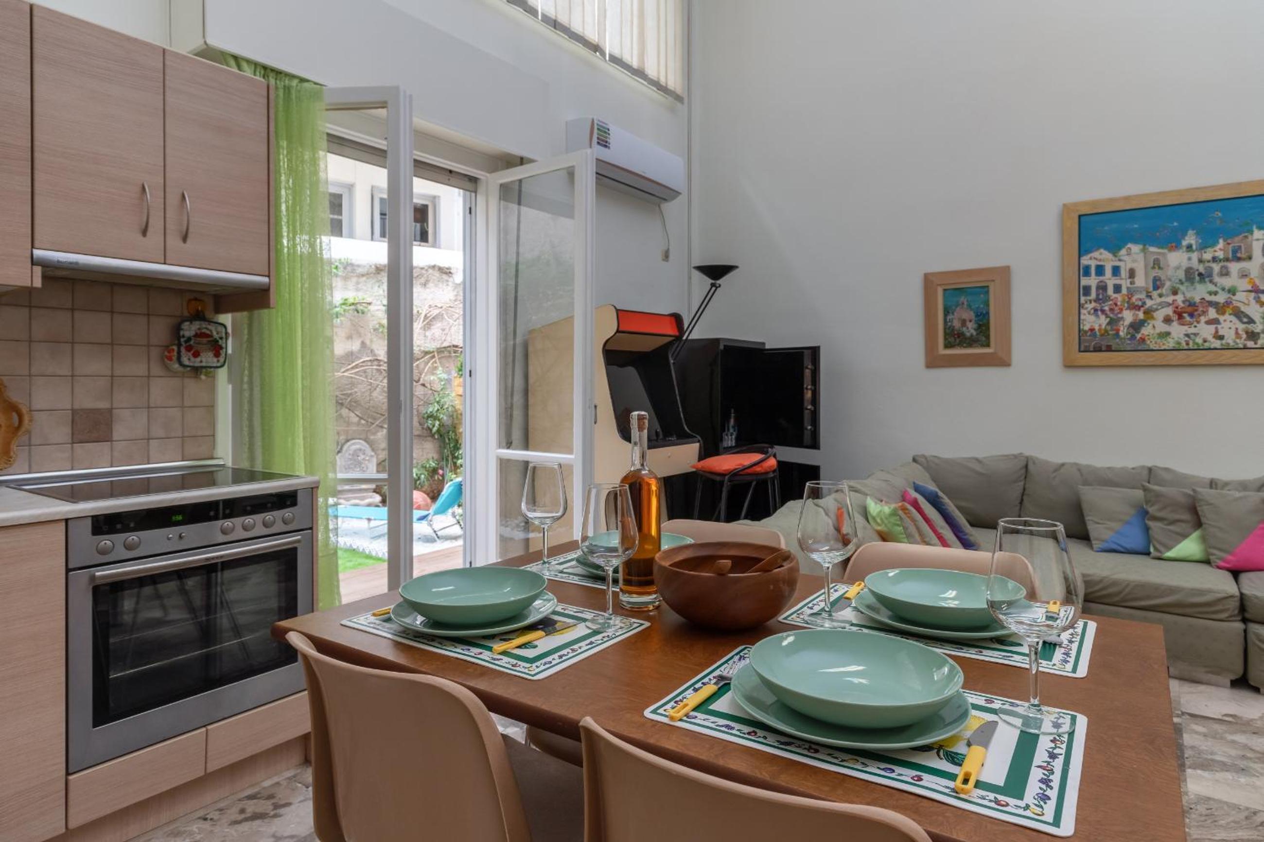 Acropolis Koukaki Loft Private Garden
