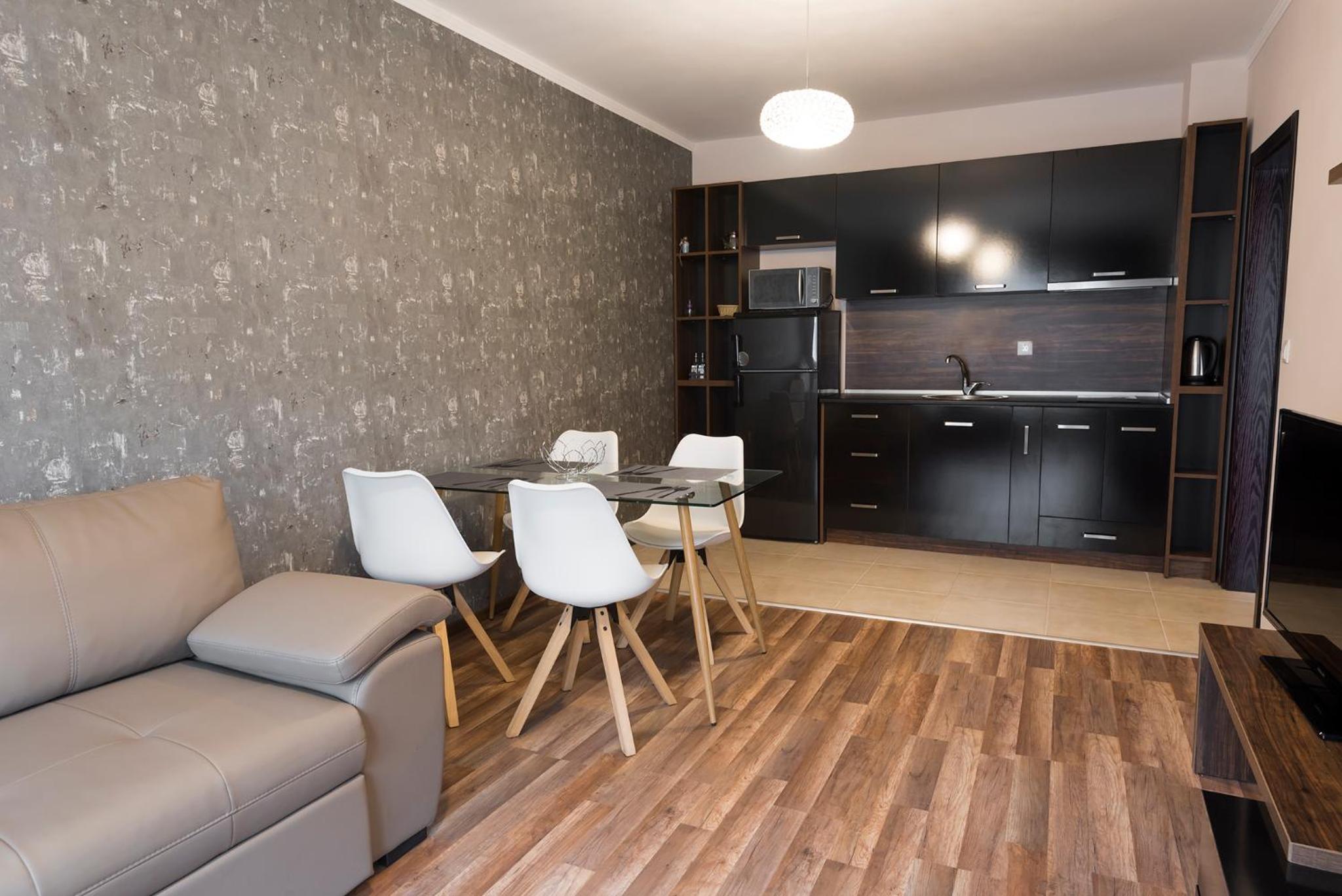 Green Paradise Deluxe Apartments