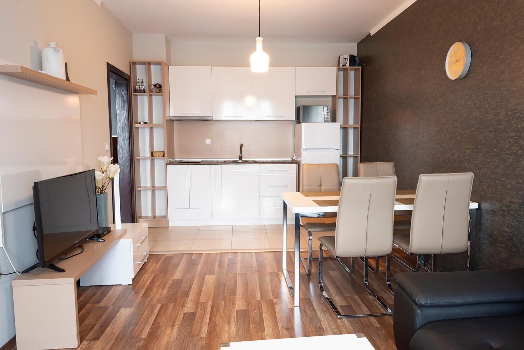 Green Paradise Deluxe Apartments