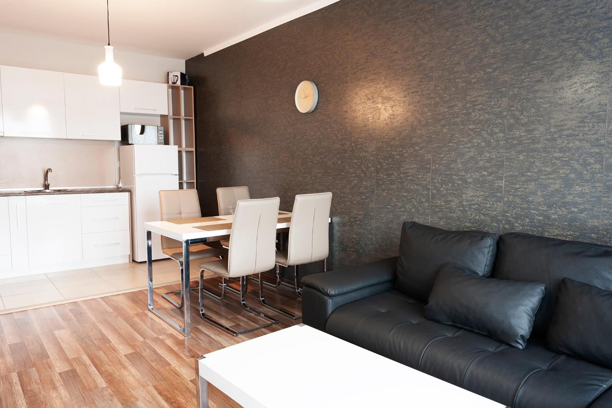 Green Paradise Deluxe Apartments