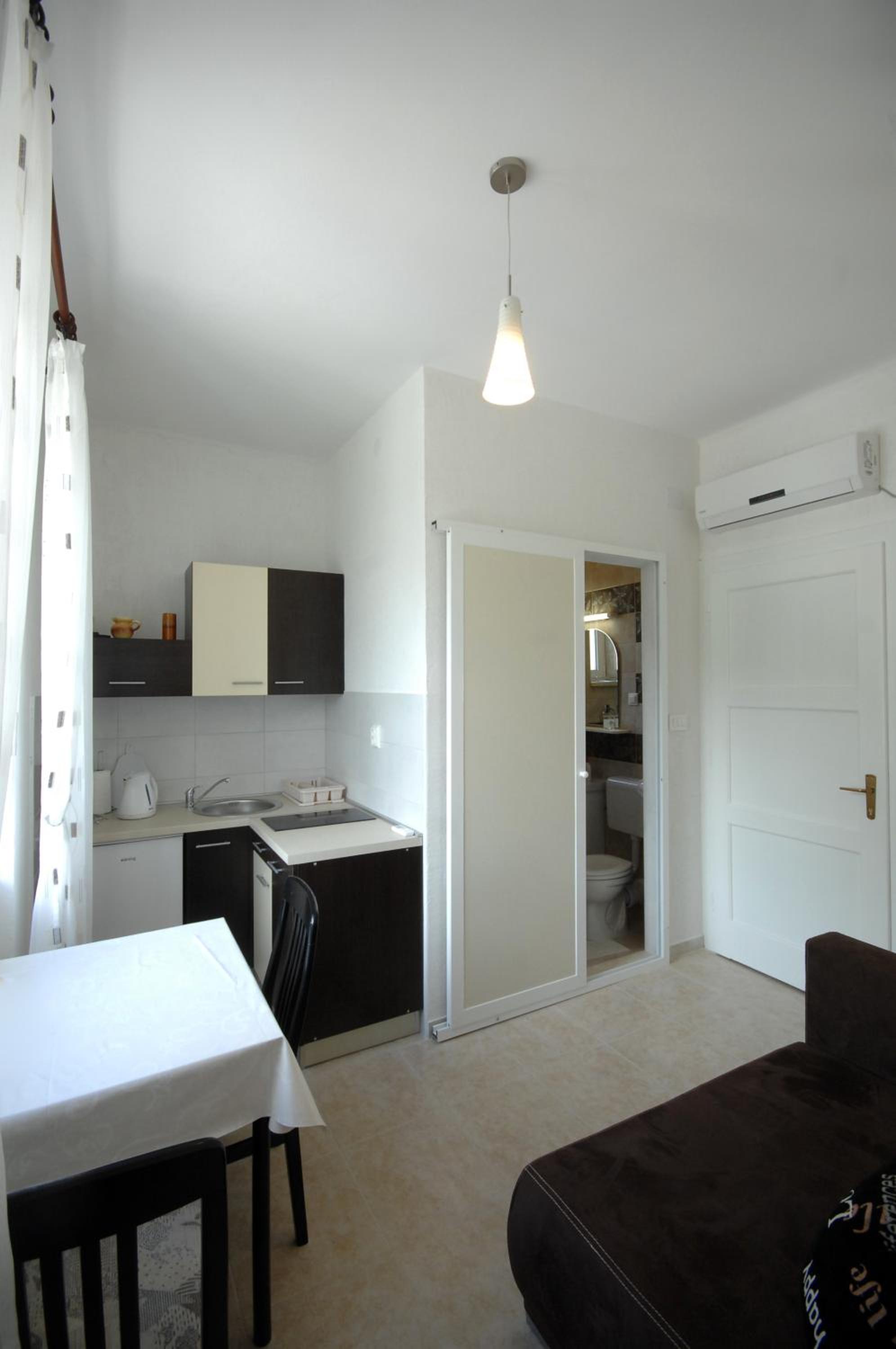 Apartments Eldin