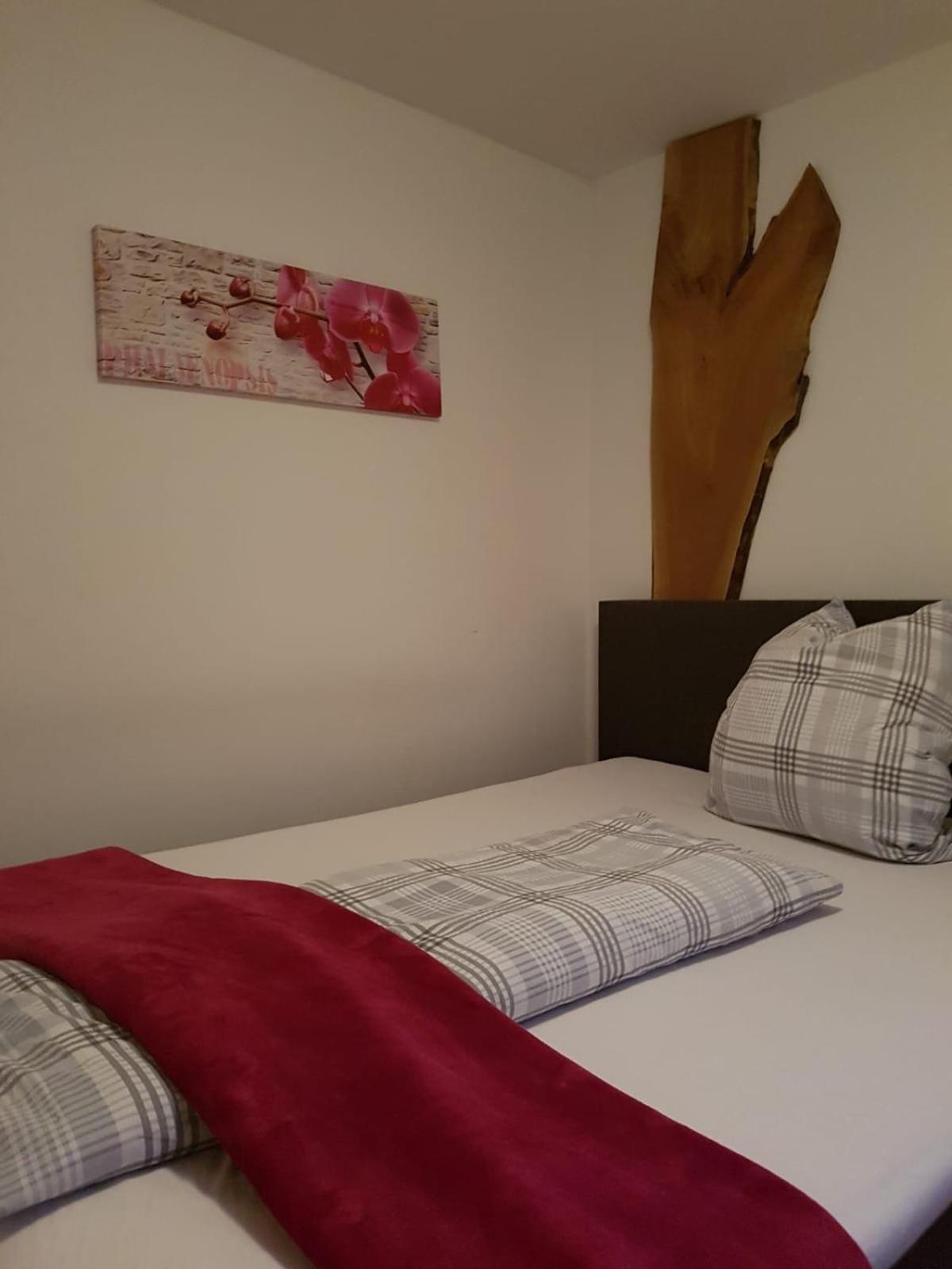 Pension Sunnseitn - Gasthof - Café - Weinkeller