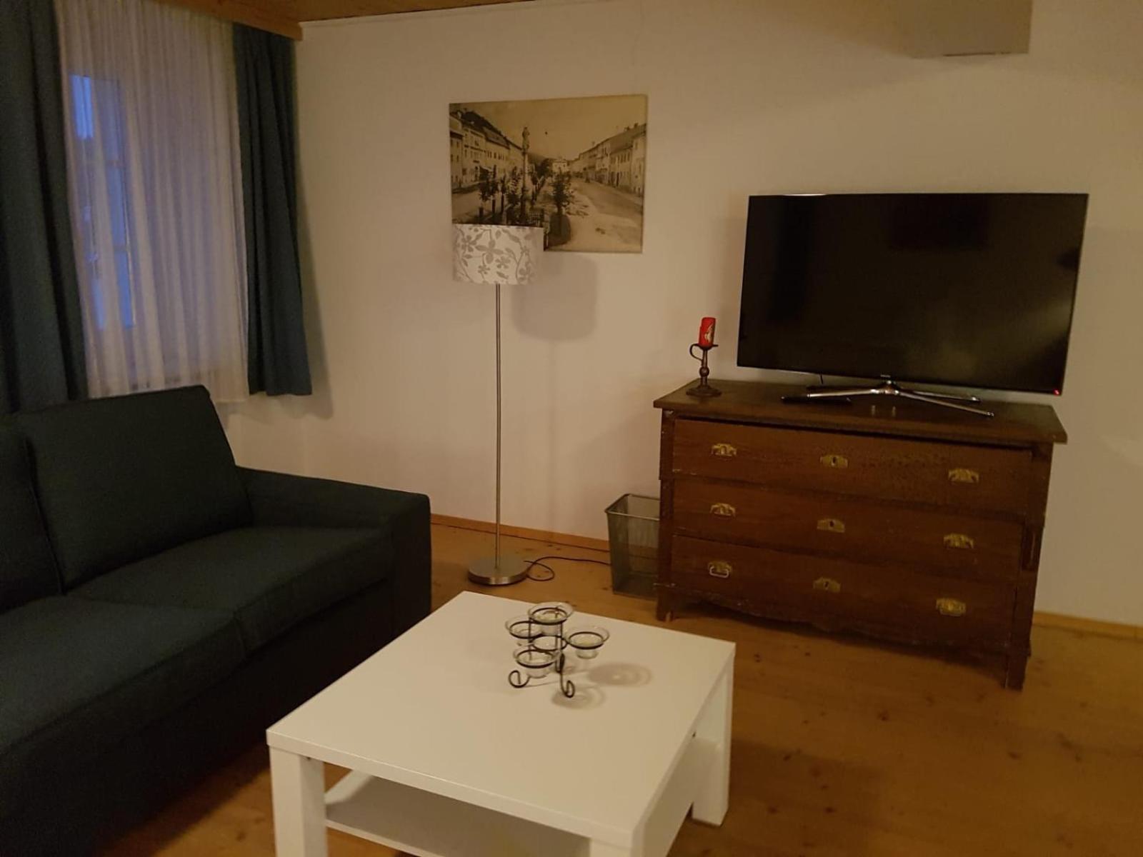 Pension Sunnseitn - Gasthof - Café - Weinkeller