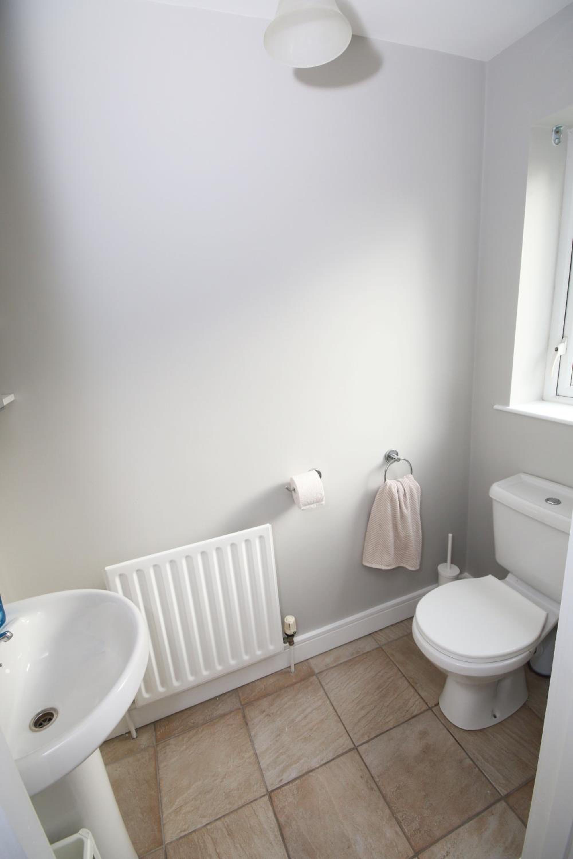 Portstewart Coastal 3 Bedroom House with Free Parking view 2
