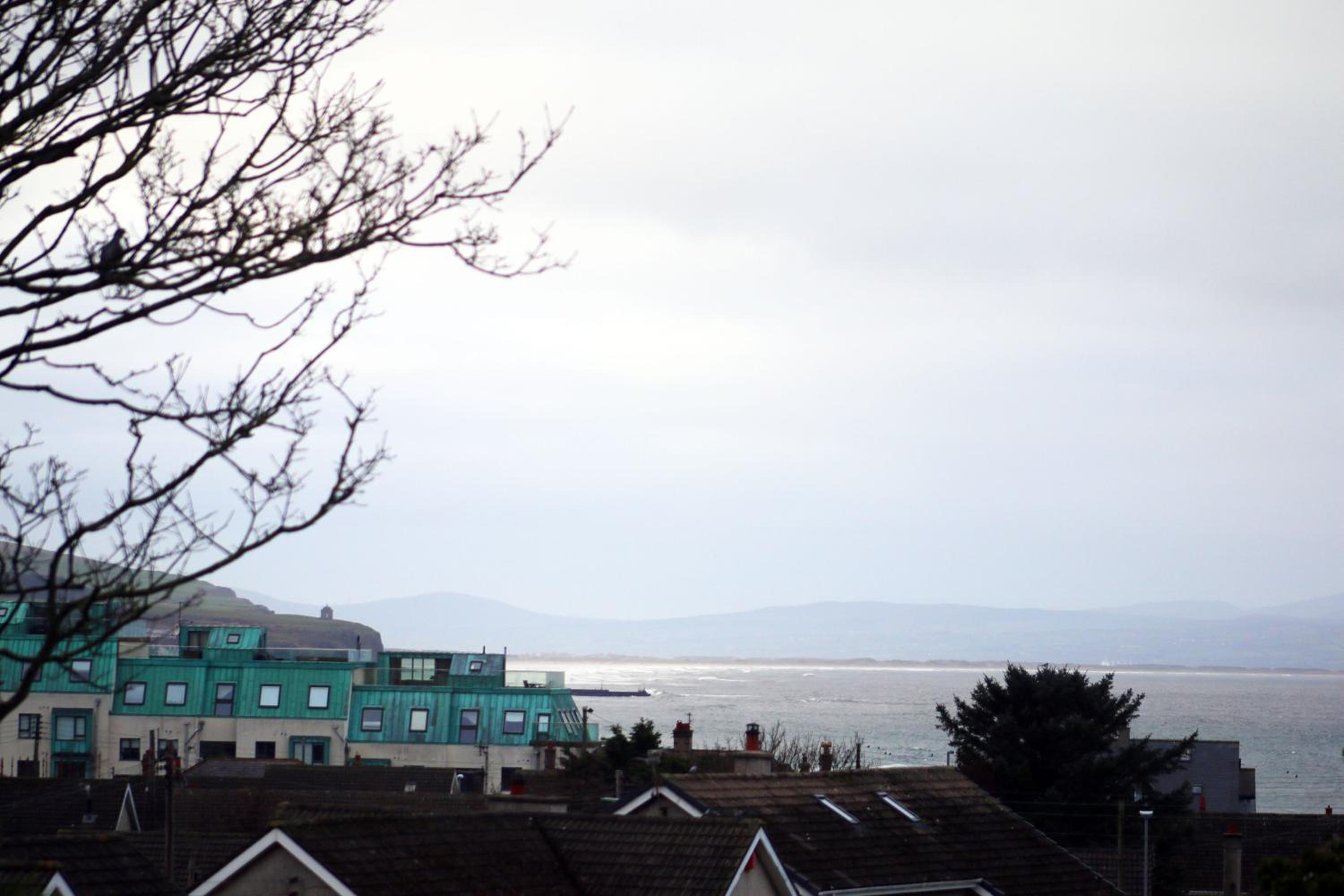 Portstewart Coastal 3 Bedroom House with Free Parking view 3