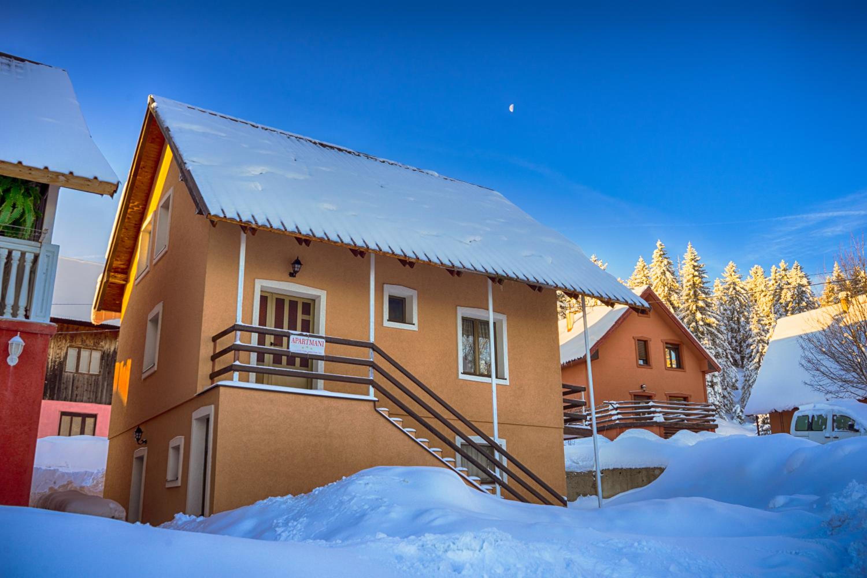 Apartmani Mila view 3