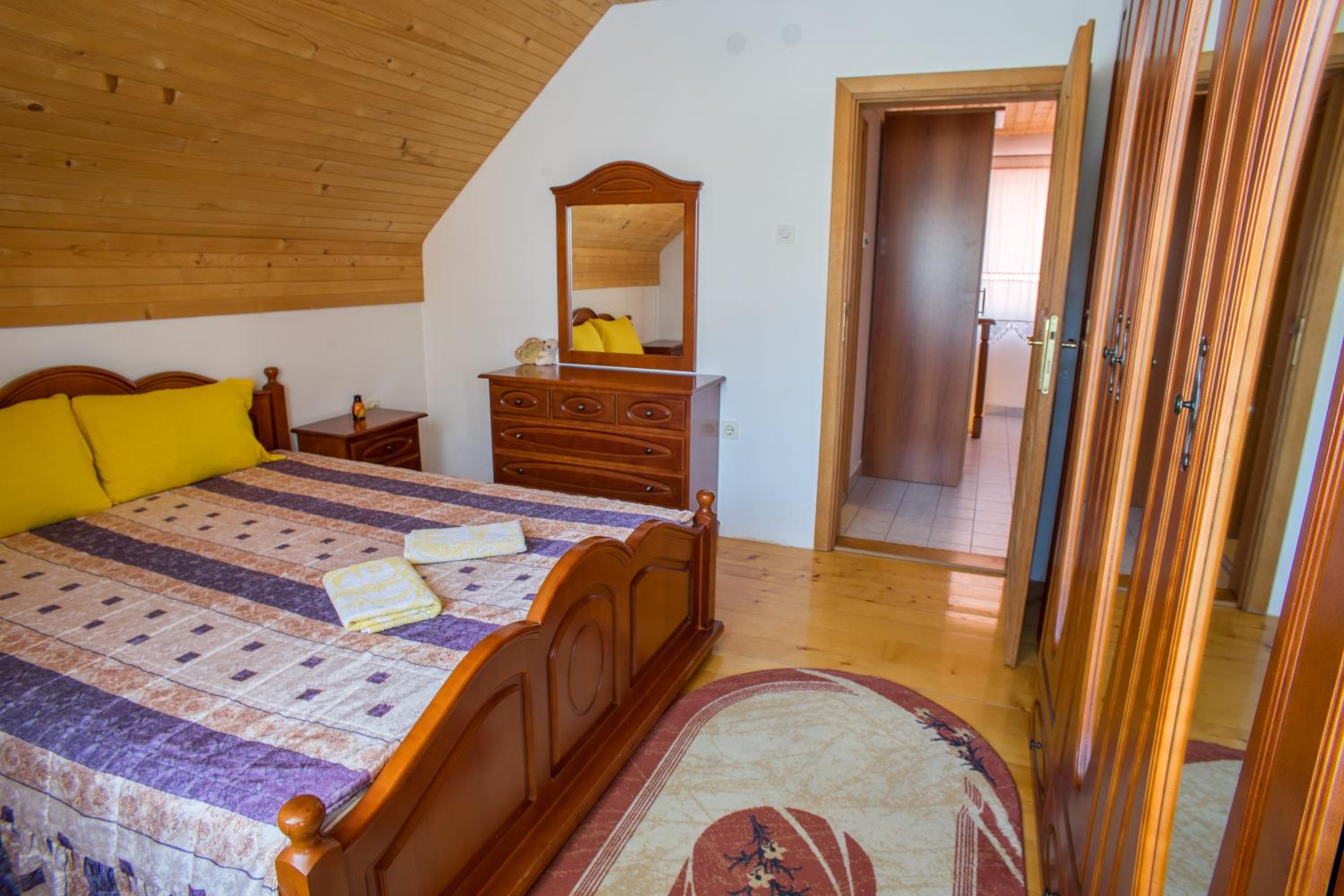 Photo 35