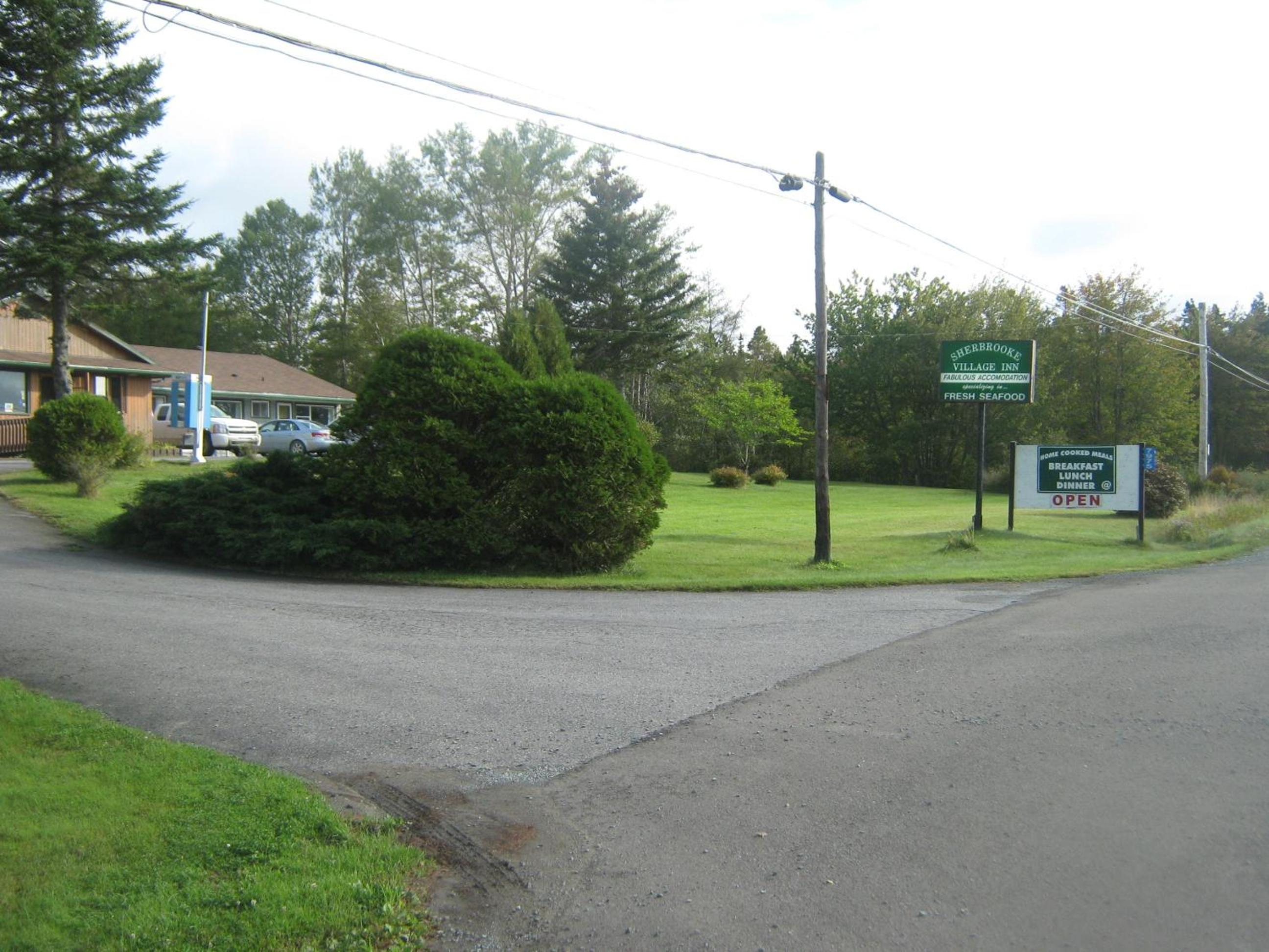 Sherbrooke Village Inn