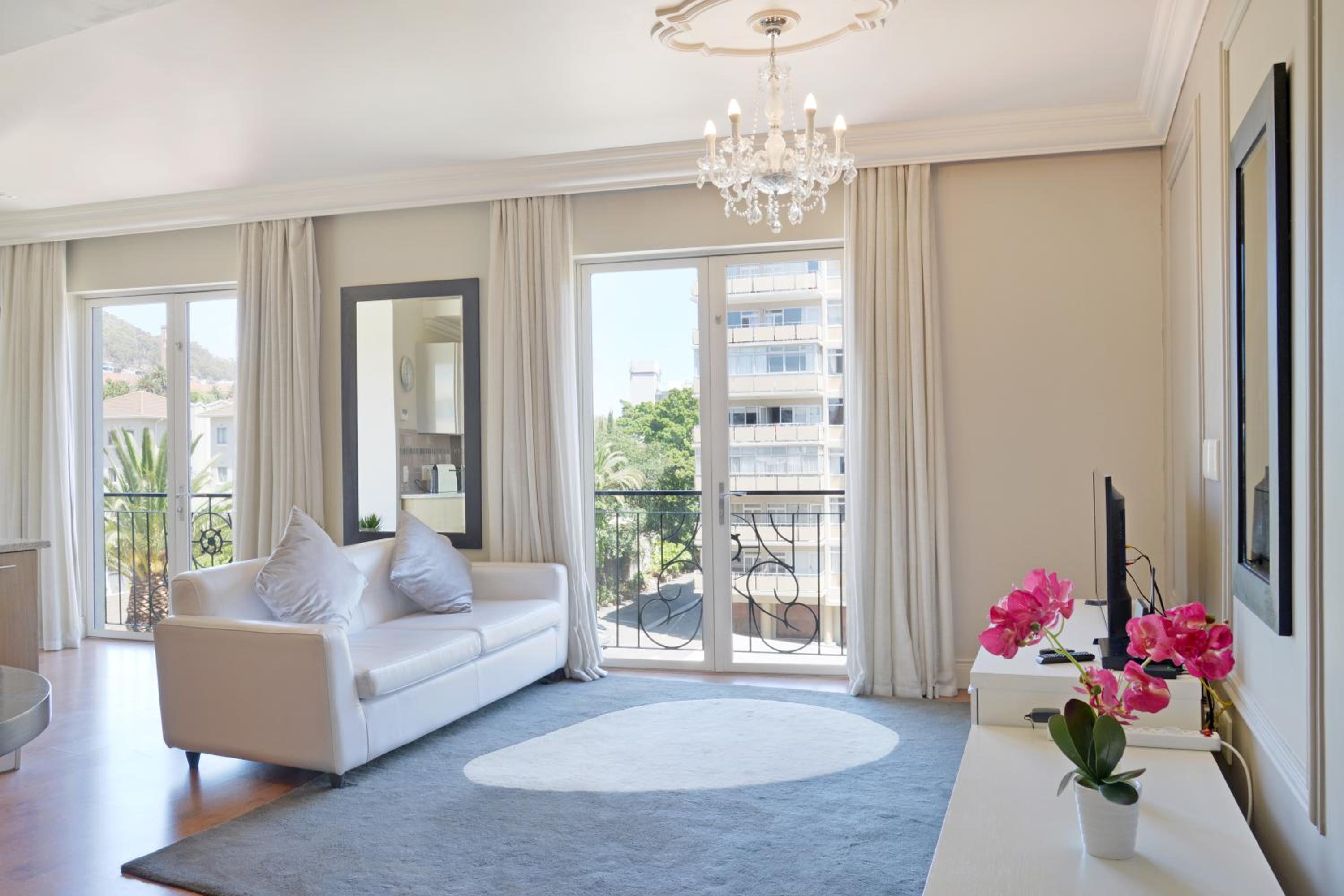 414 - 1BDR Apartment close to V&A Waterfront