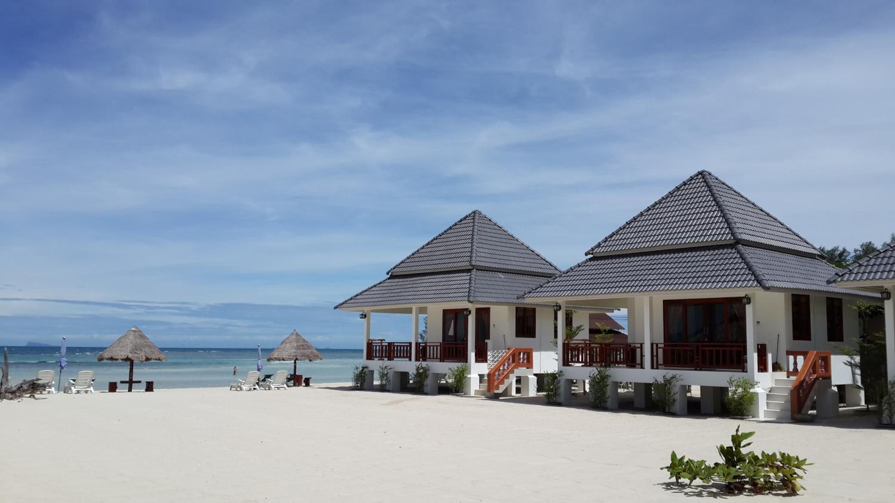 Hotel Nice Sea Resort - Image 1