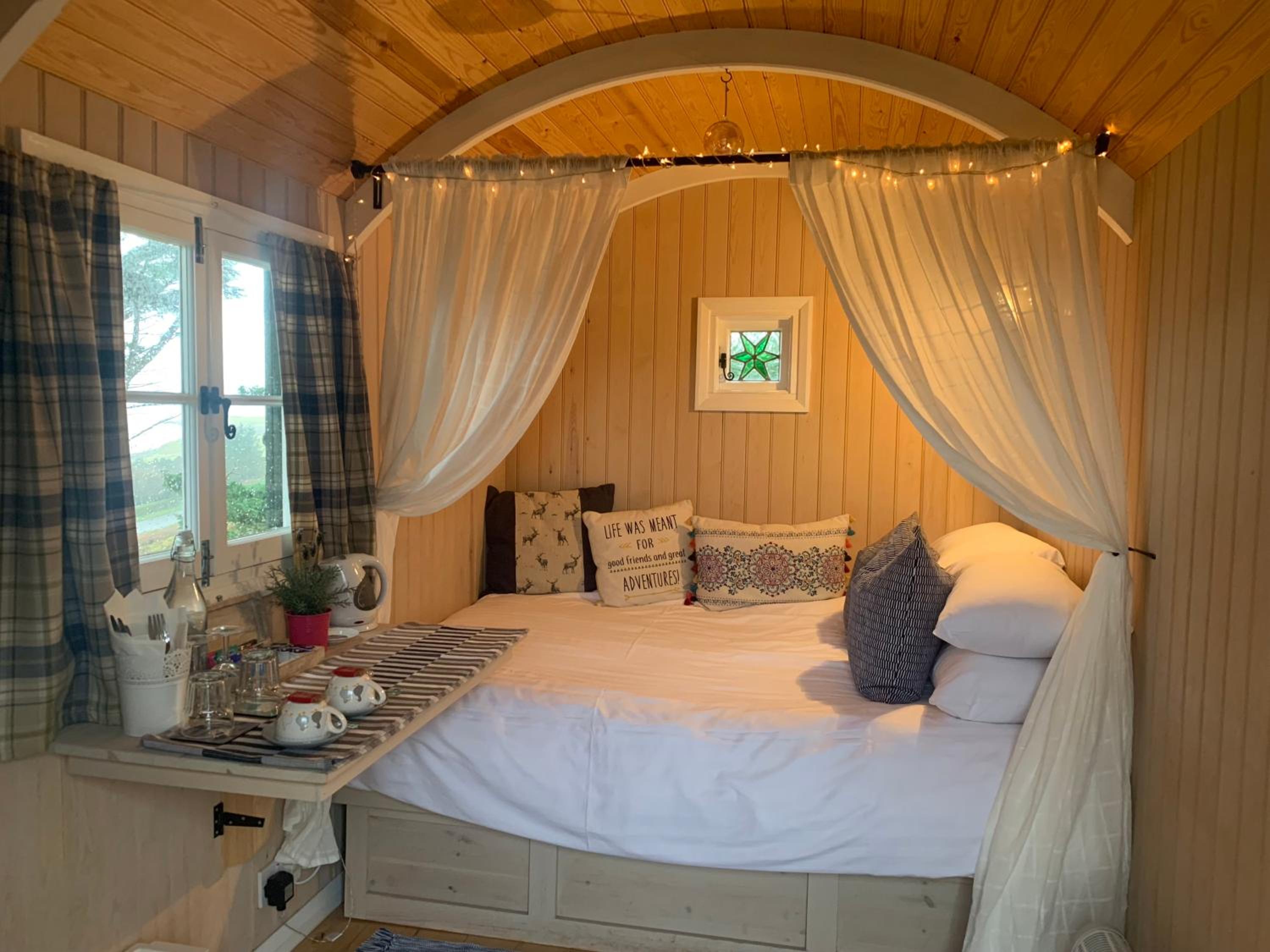 Loch Eyre Shepherd Hut view 3