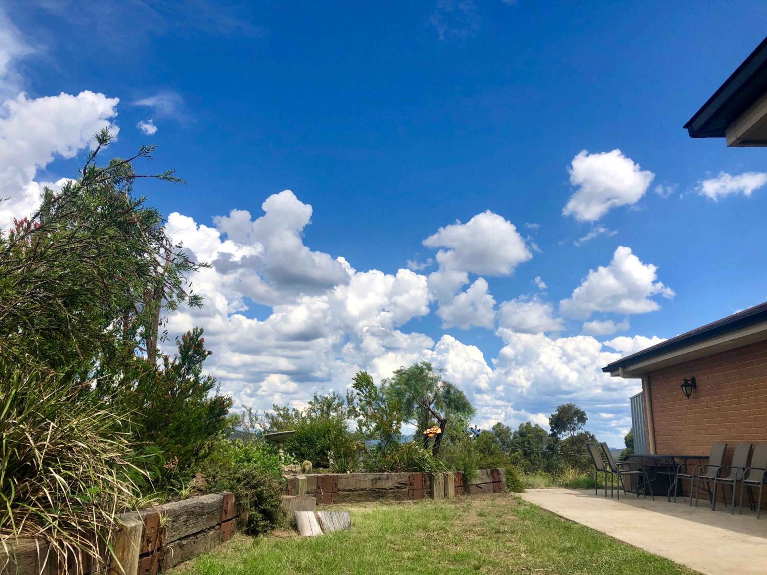 Hartley Valley Views