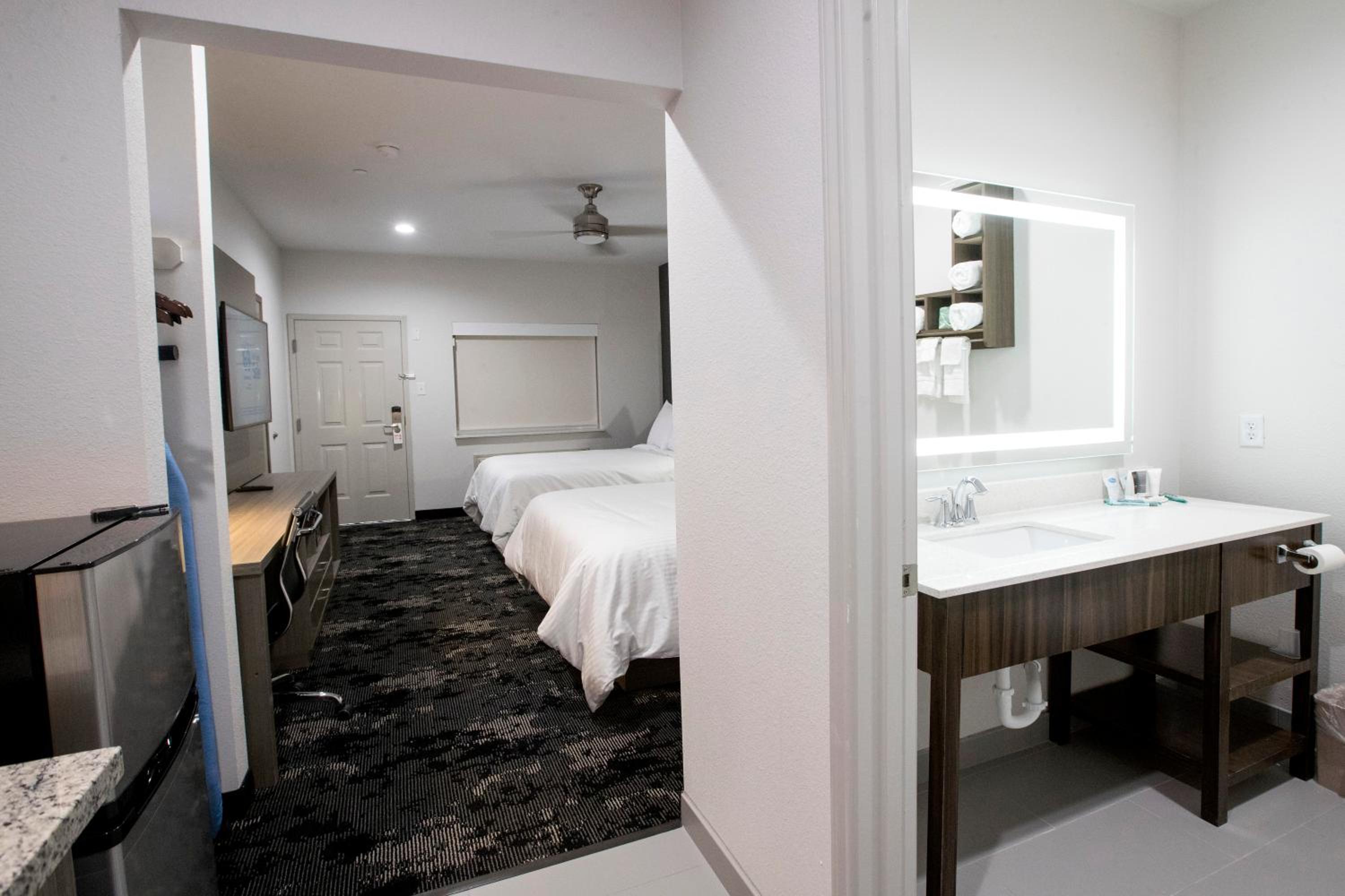 House Hotel