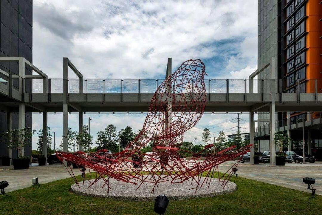 Hid SOHO at KANVAS WiFi Netflix KLIA photo 8