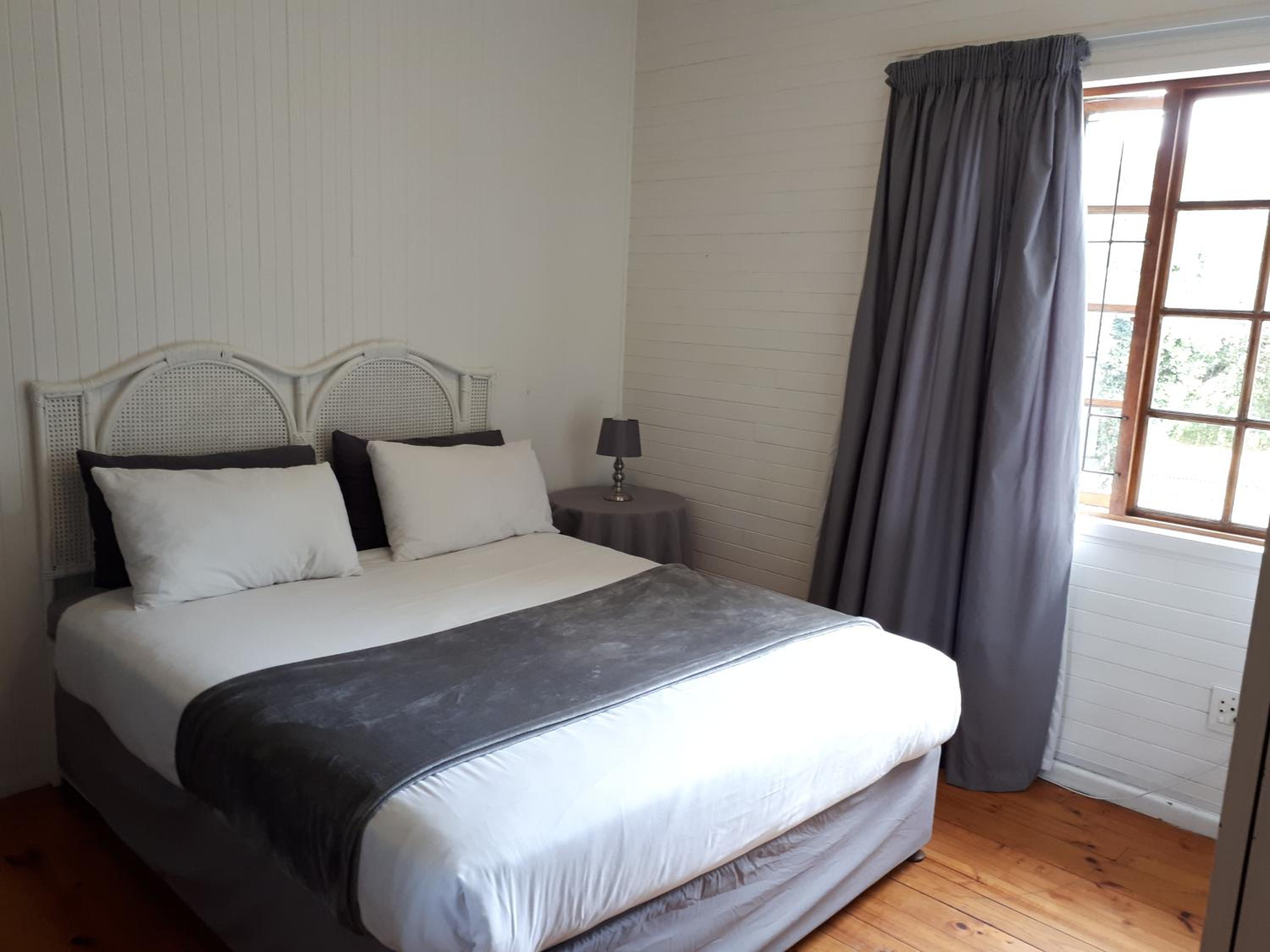 Knysna N2 Lodge view 5