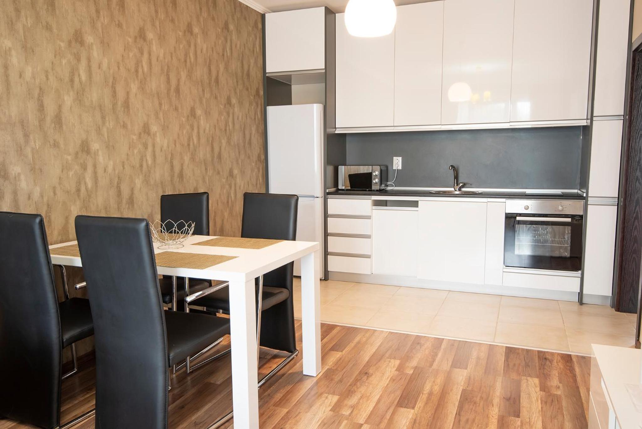 Green Paradise Deluxe Apartments