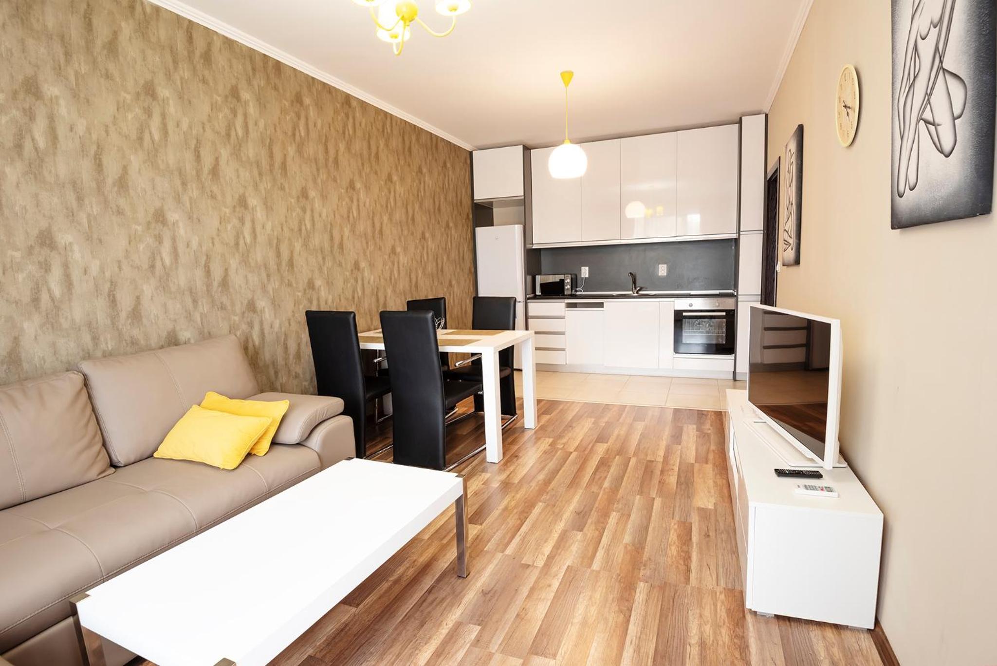 Green Paradise Deluxe Apartments