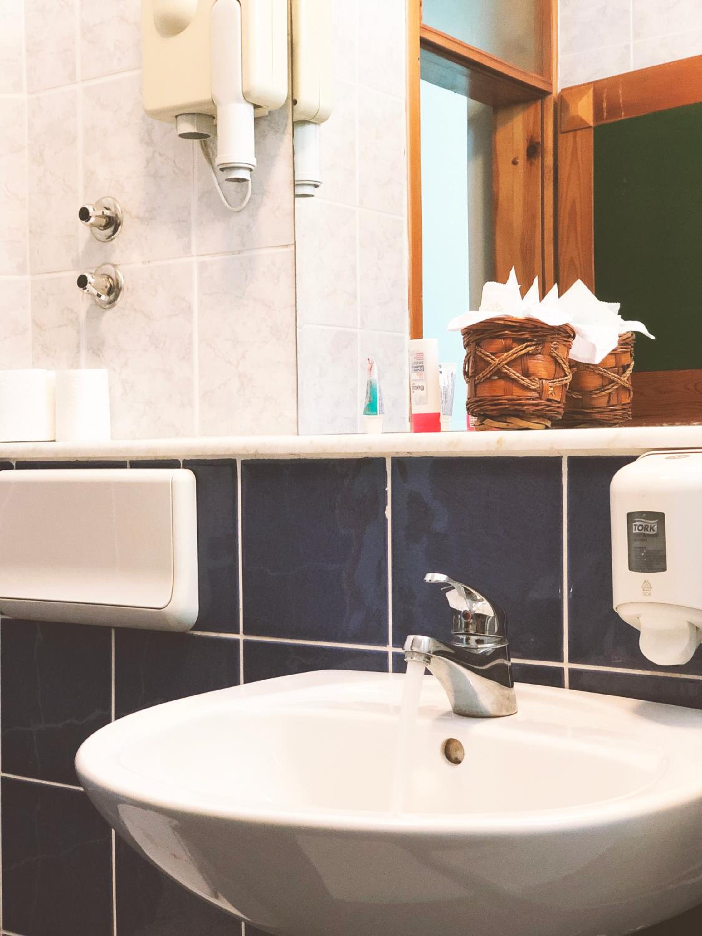 Hotel Imzit Dobrinja