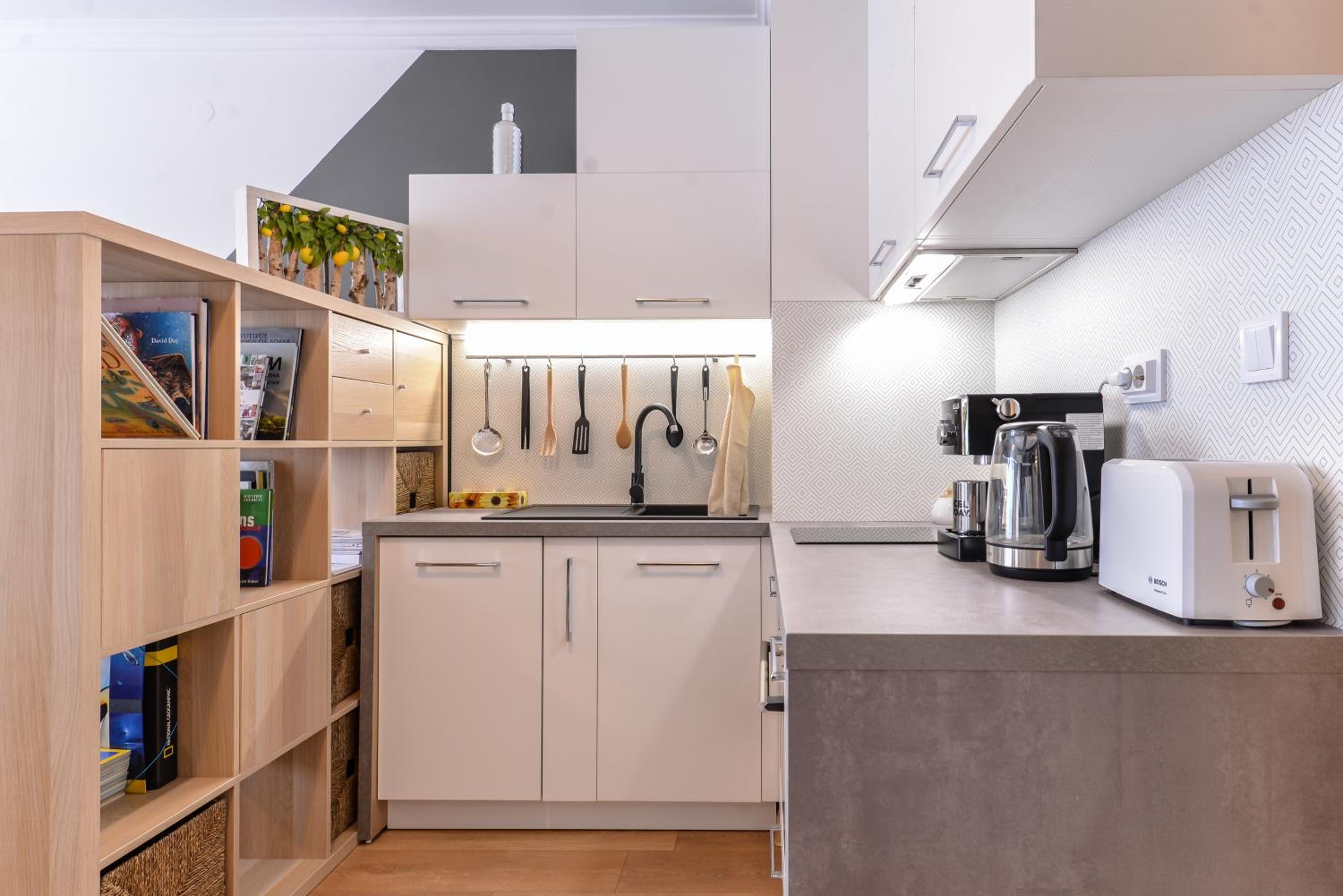 The Spot - fully equipped, central, modern studio by Flat Mаnager