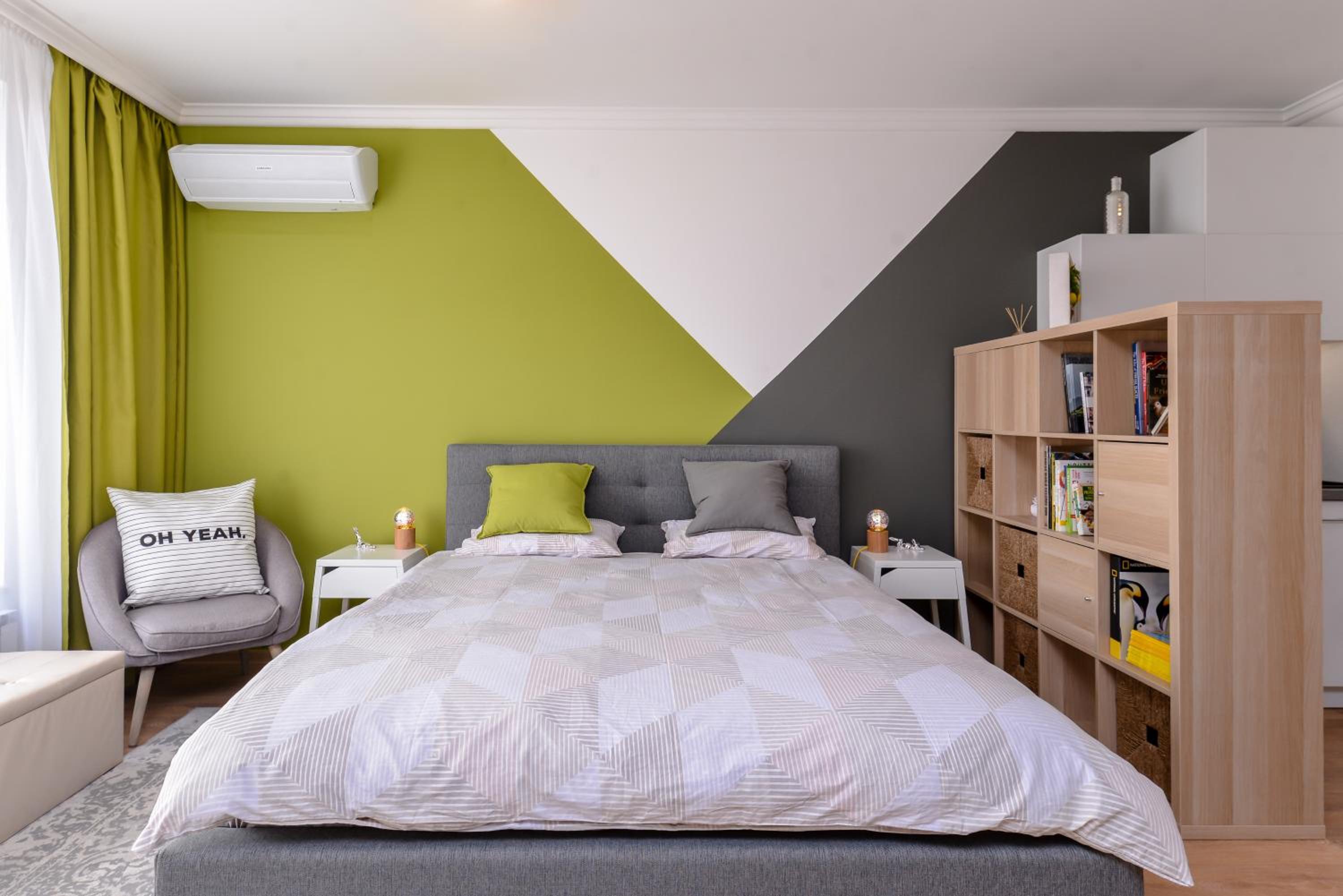 The Spot - fully equipped, central, modern studio by Flat Mаnager