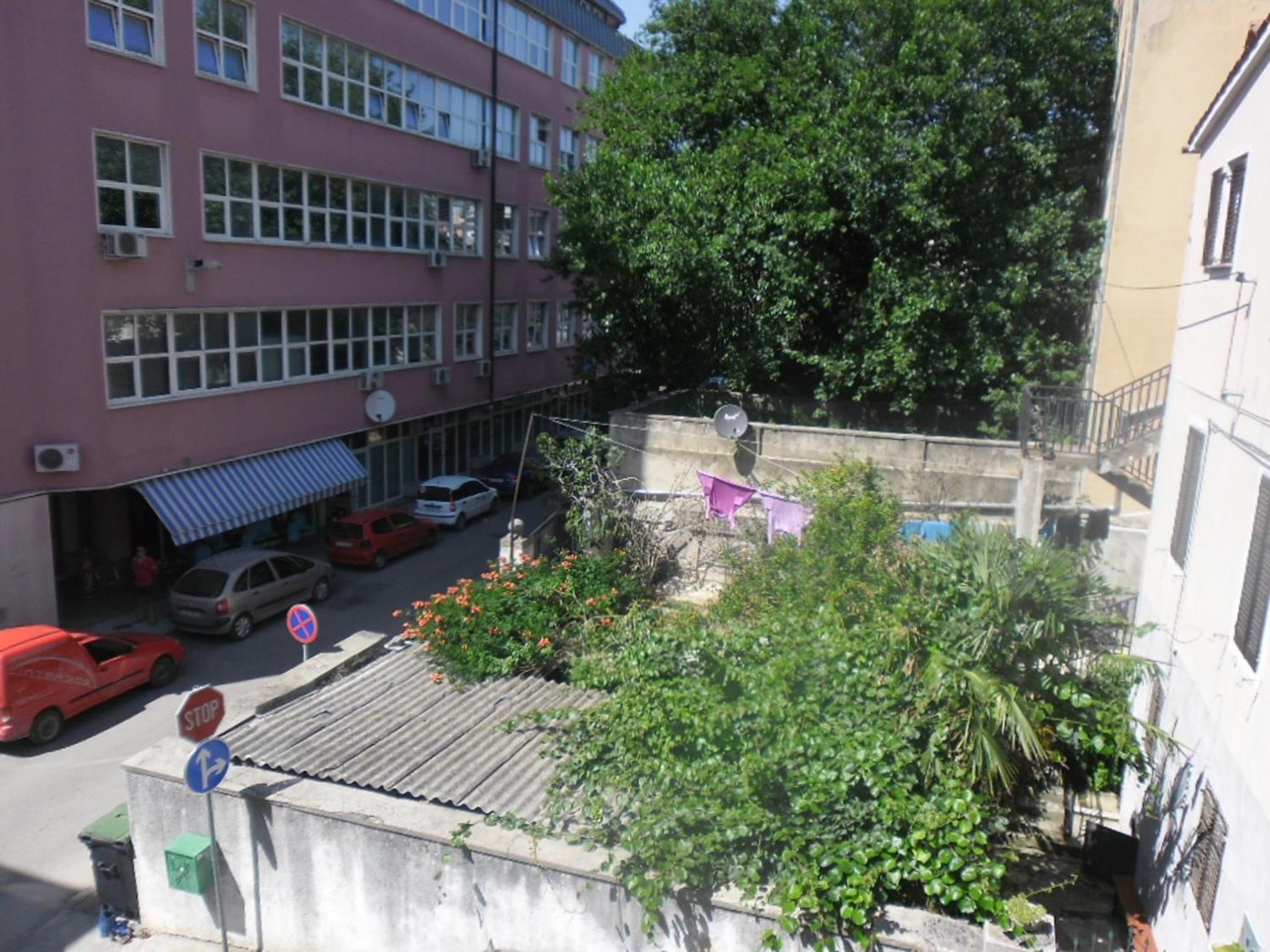 Photo 28