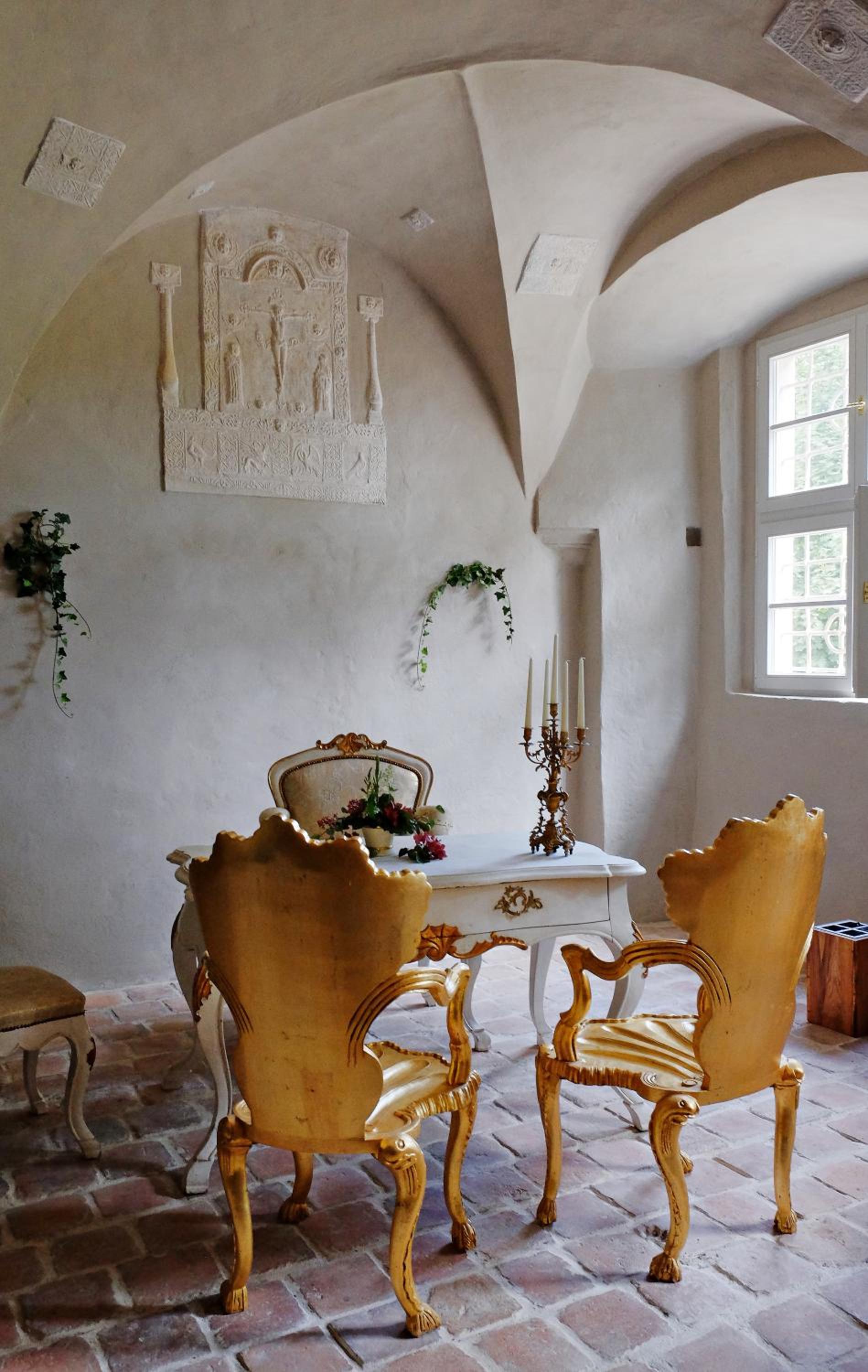 Event- Kultur & B&B Kunst Schloss Neuenhagen Übernachten im Denkmal