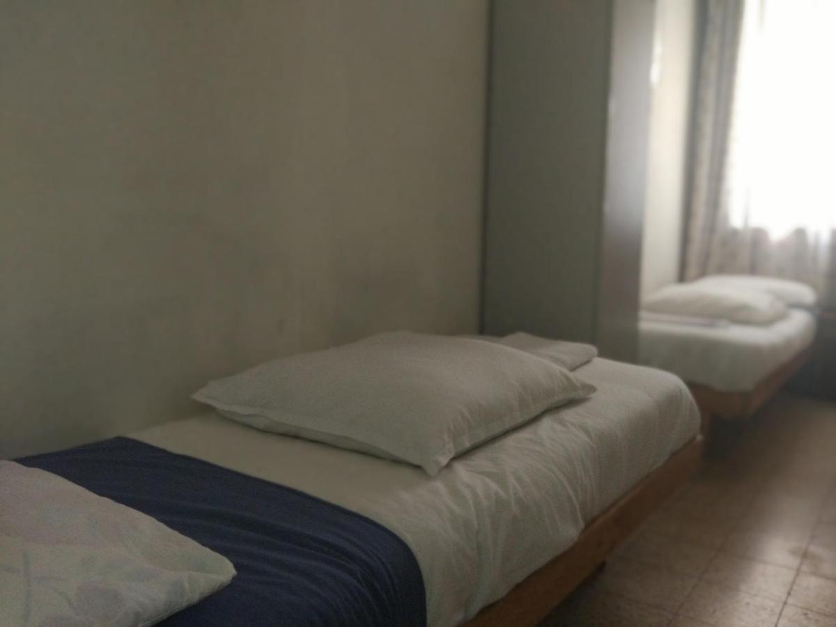 Momo's Hostel