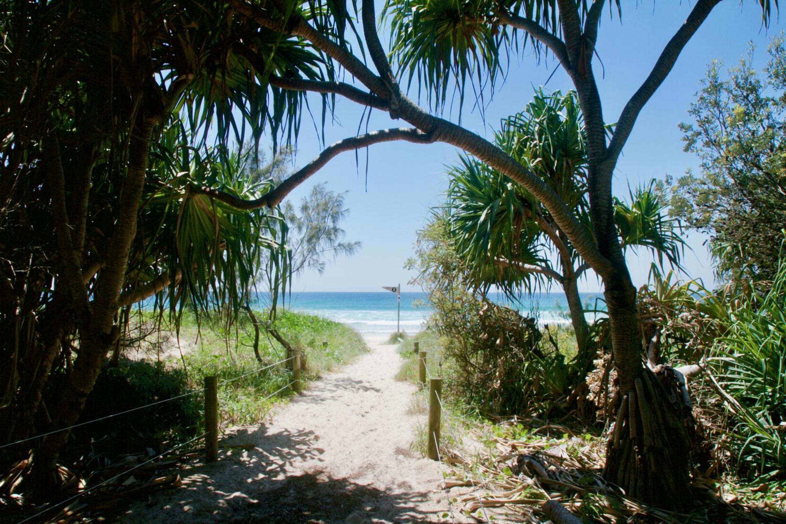 Casuarina Beachfront House - Hostie Properties