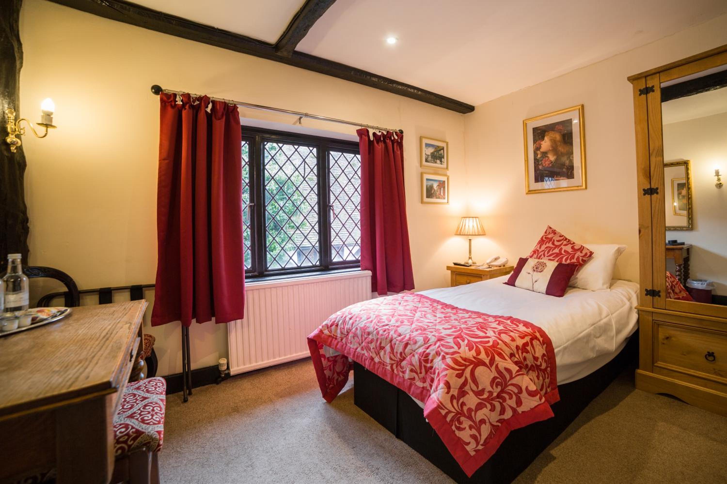The Mermaid Inn 24