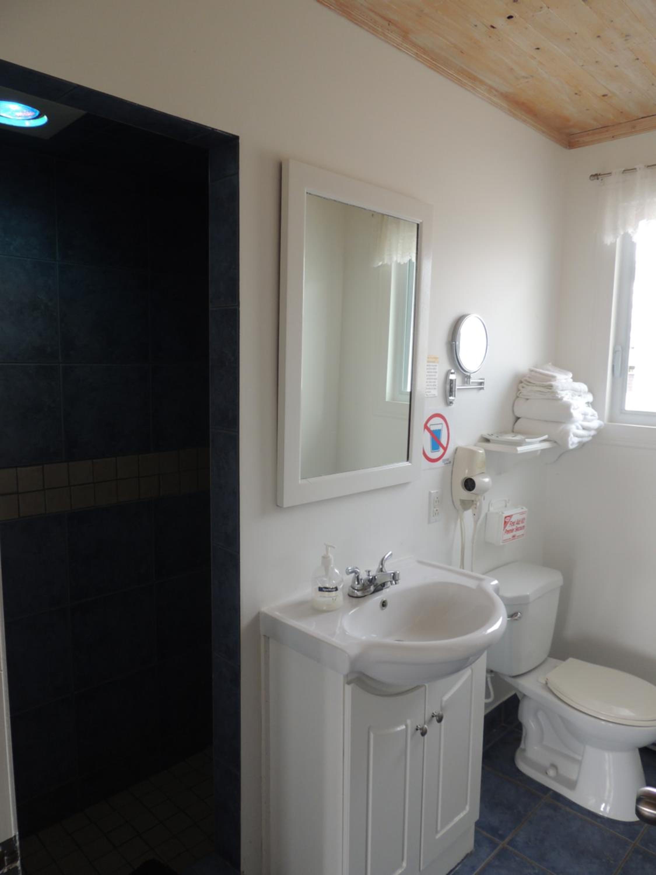Les Chalets Baie Cascouia