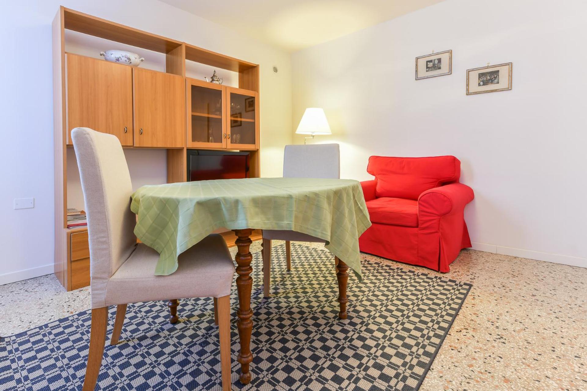 Mimosa Apartment