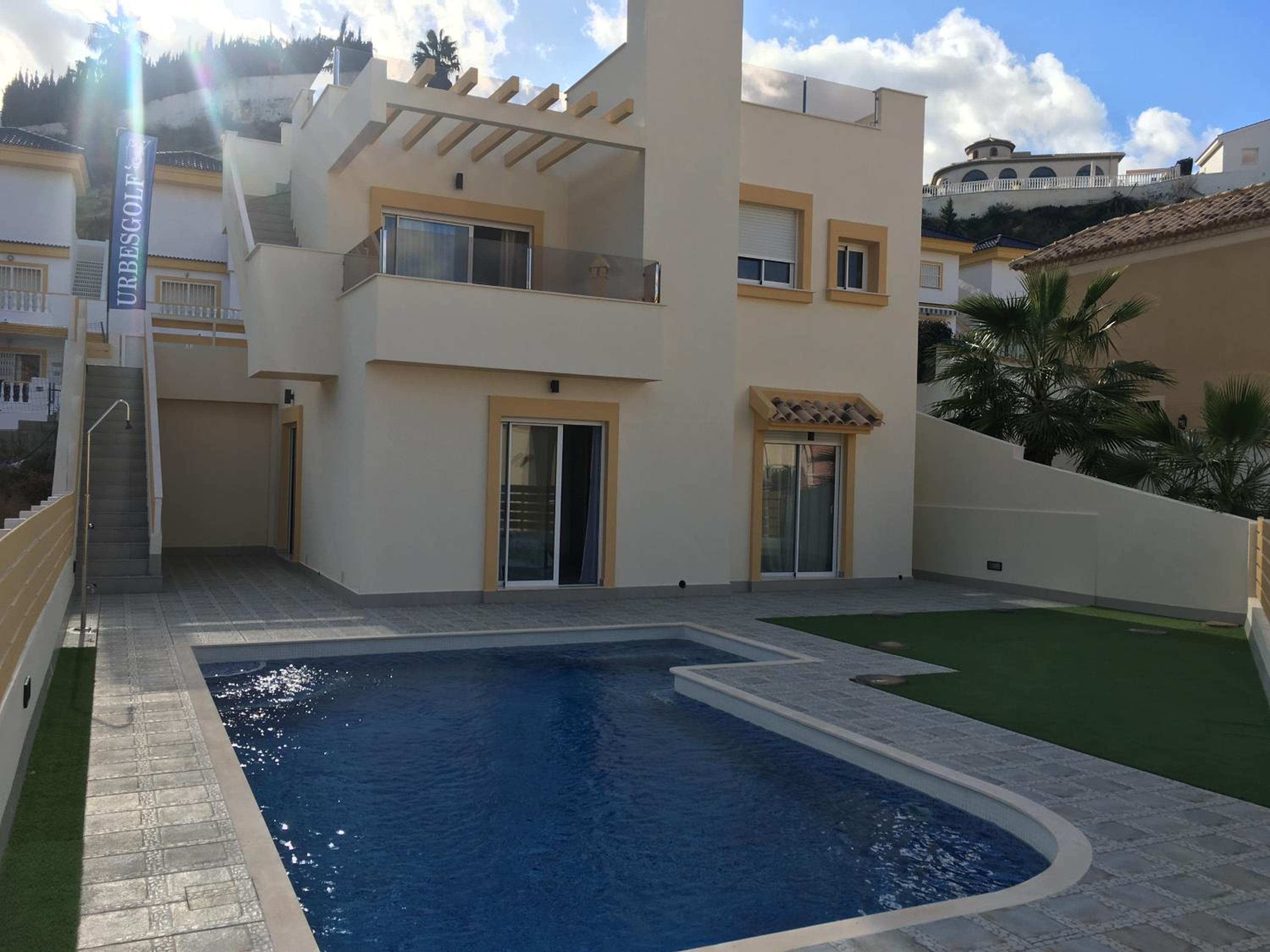 Quesada Luxury Villa view 3