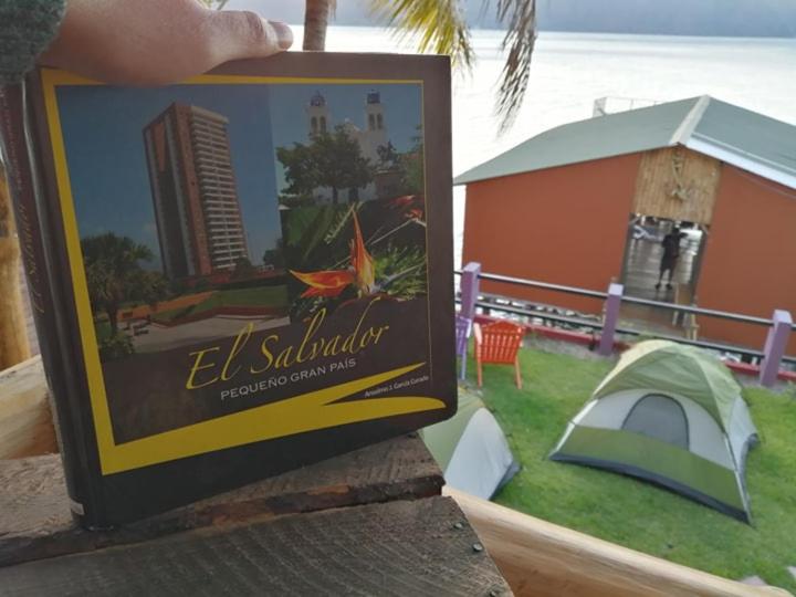 Captain Morgan Hostel Lake Coatepeque