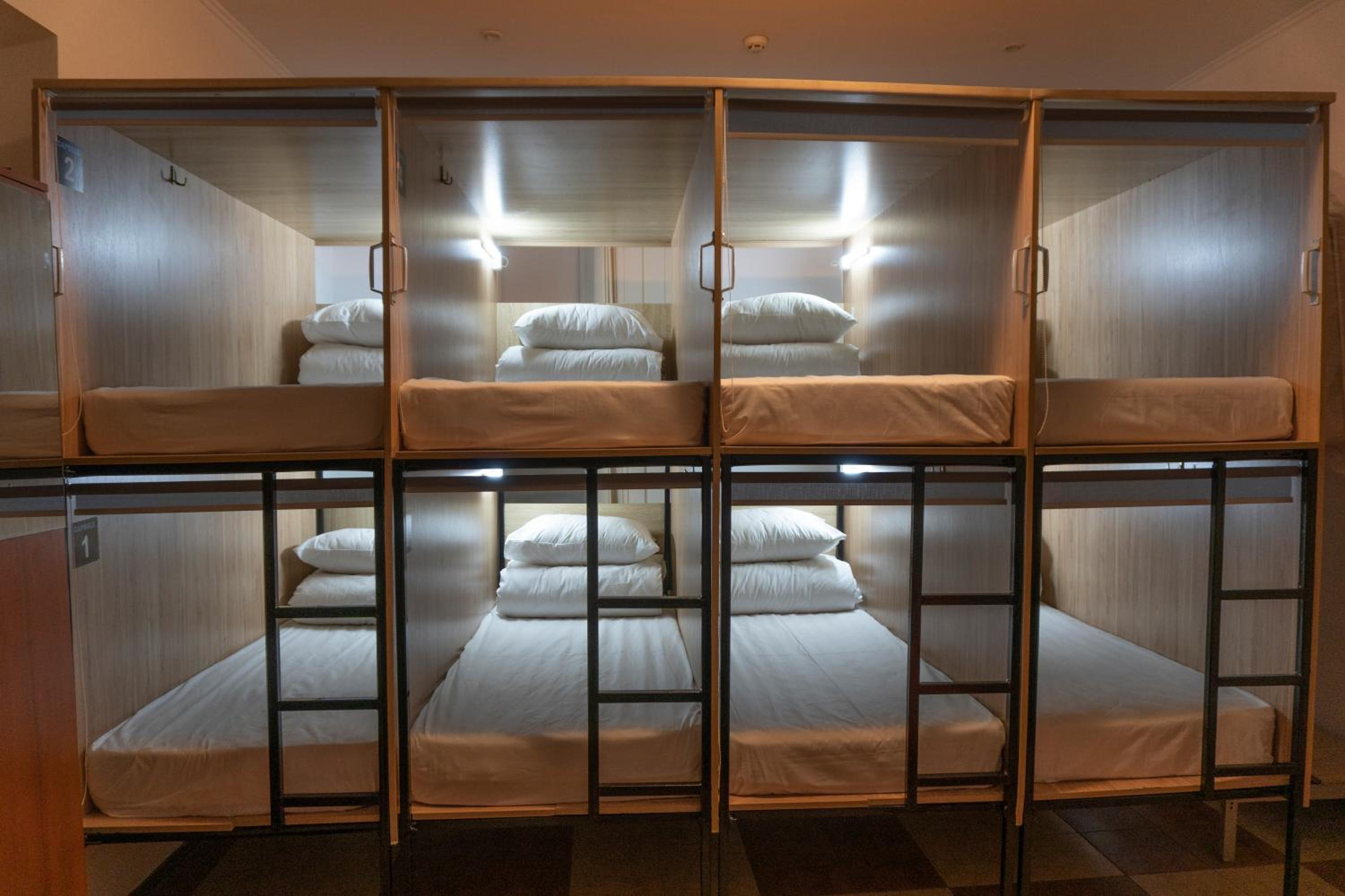Lounge Capsule Hostel view 2