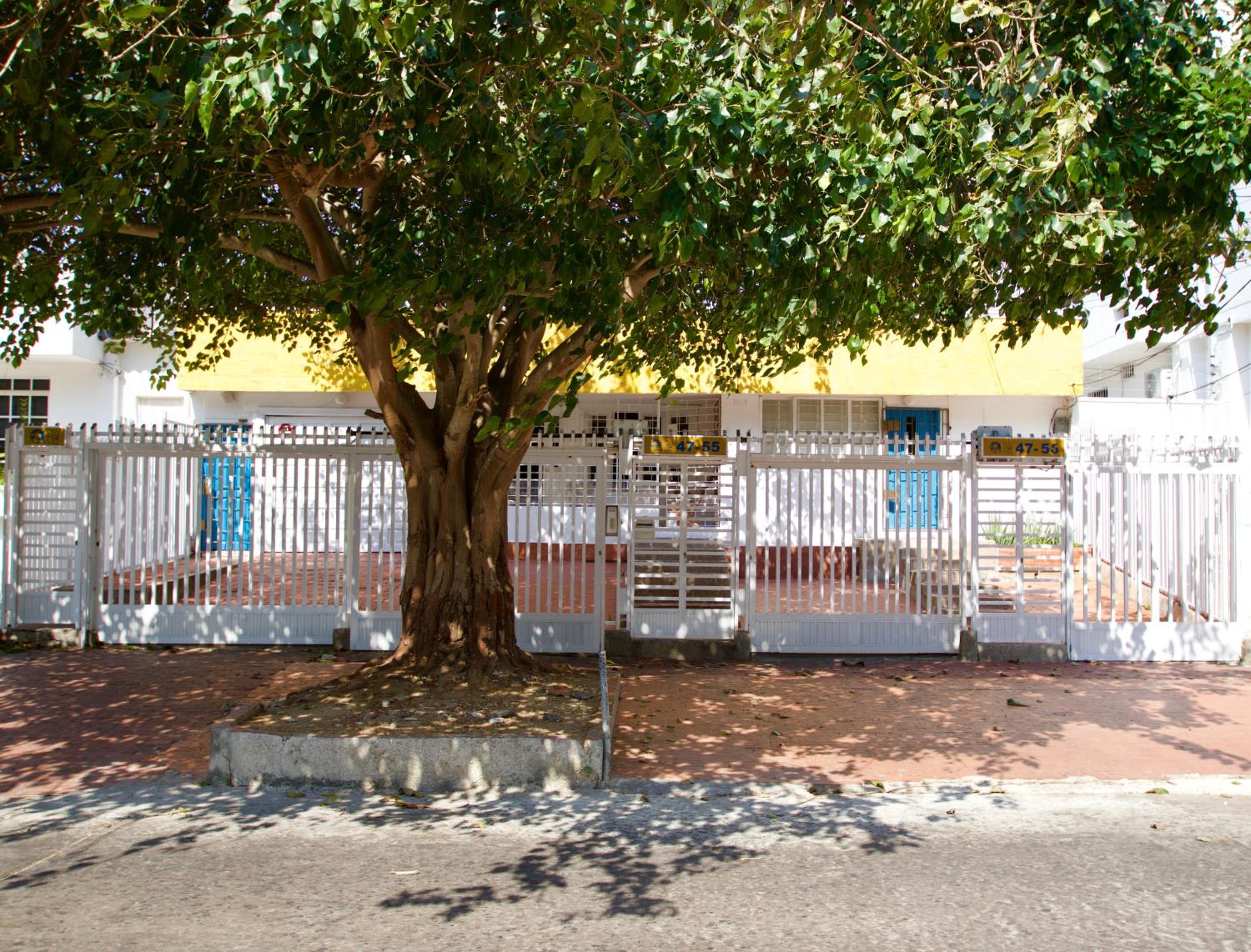 QuillaHost Tropical Apartment