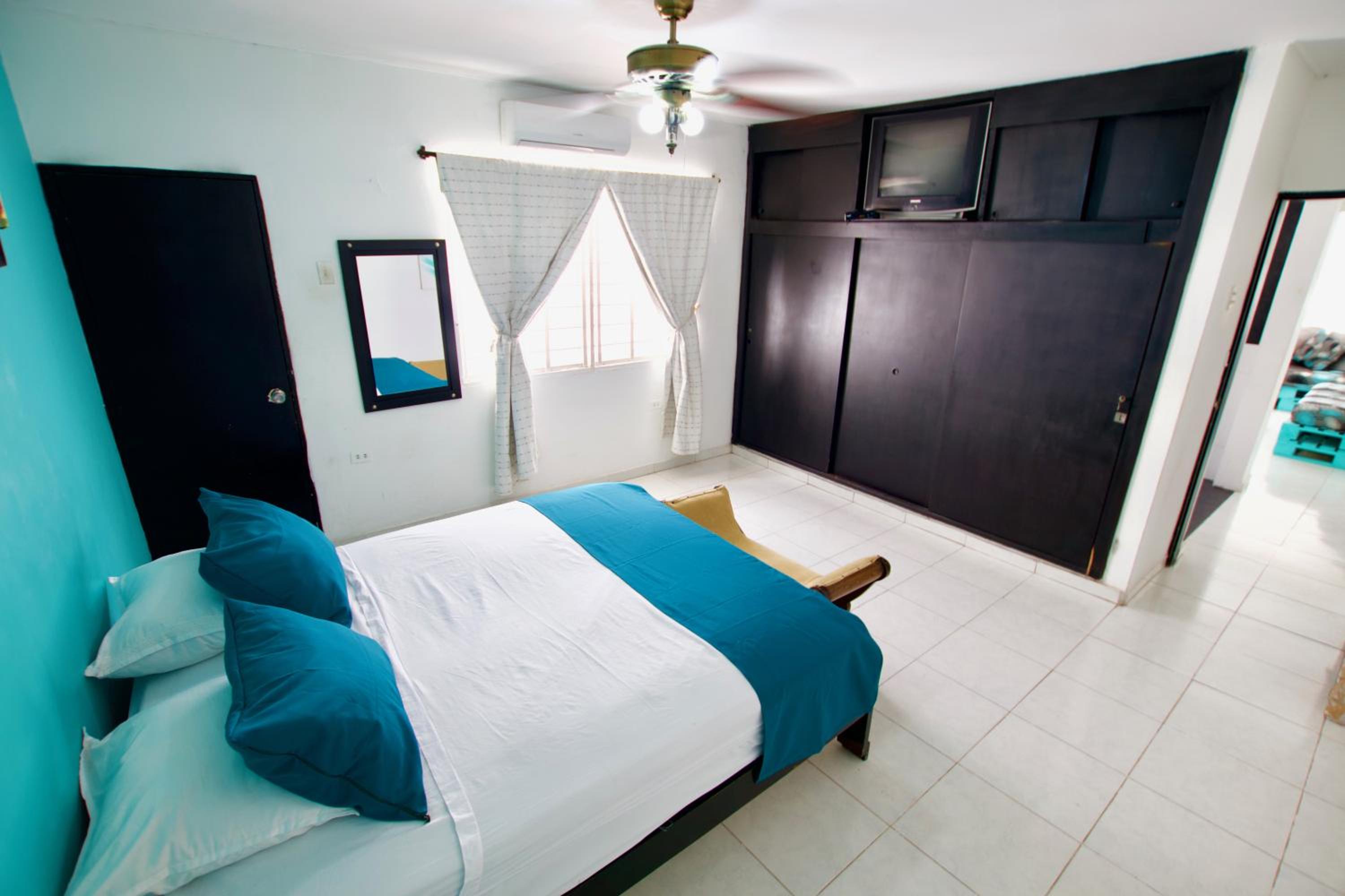 QuillaHost Tropical Apartment