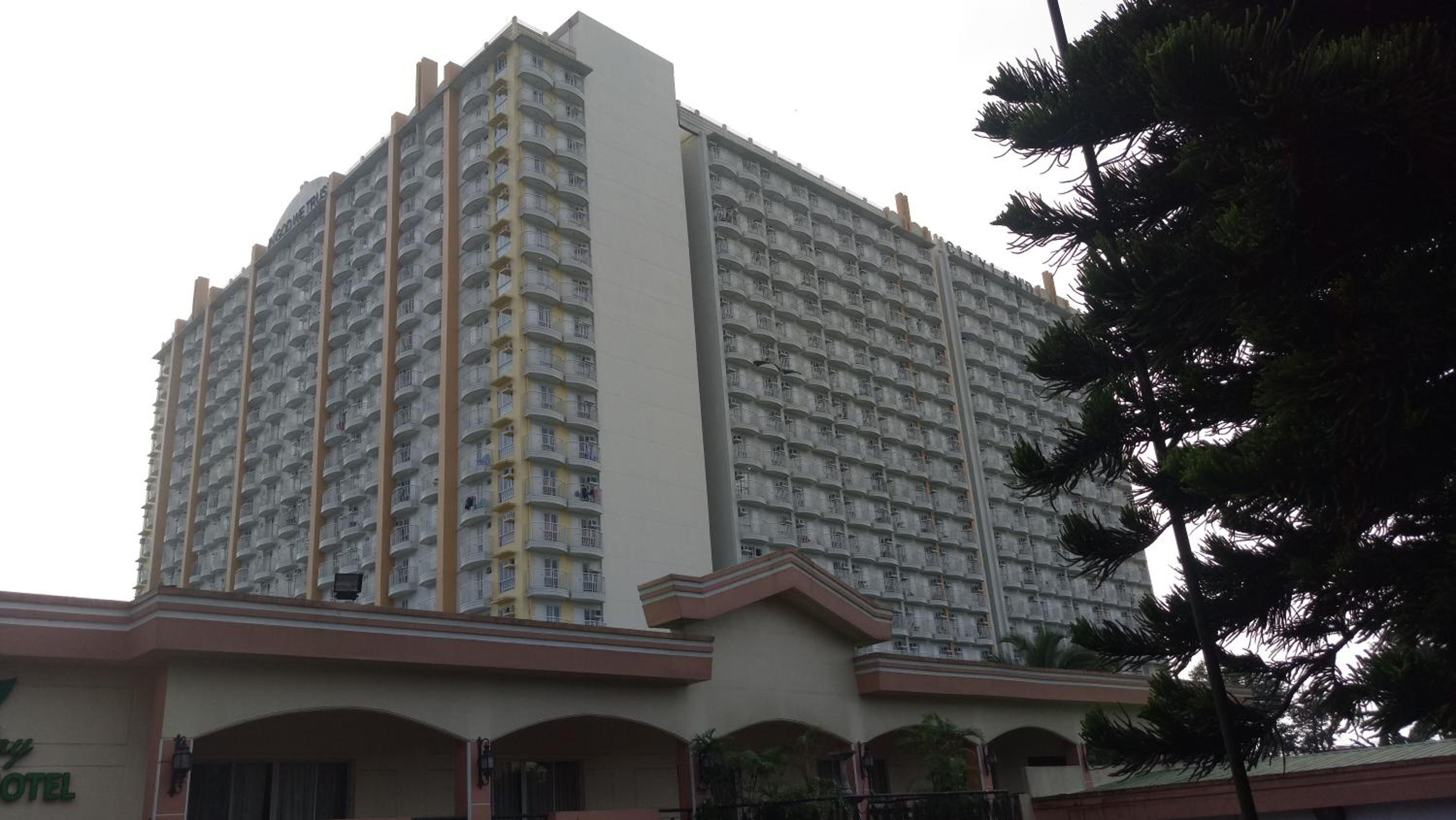 Tagaytay Cityland Family Room by Happynest Staycation
