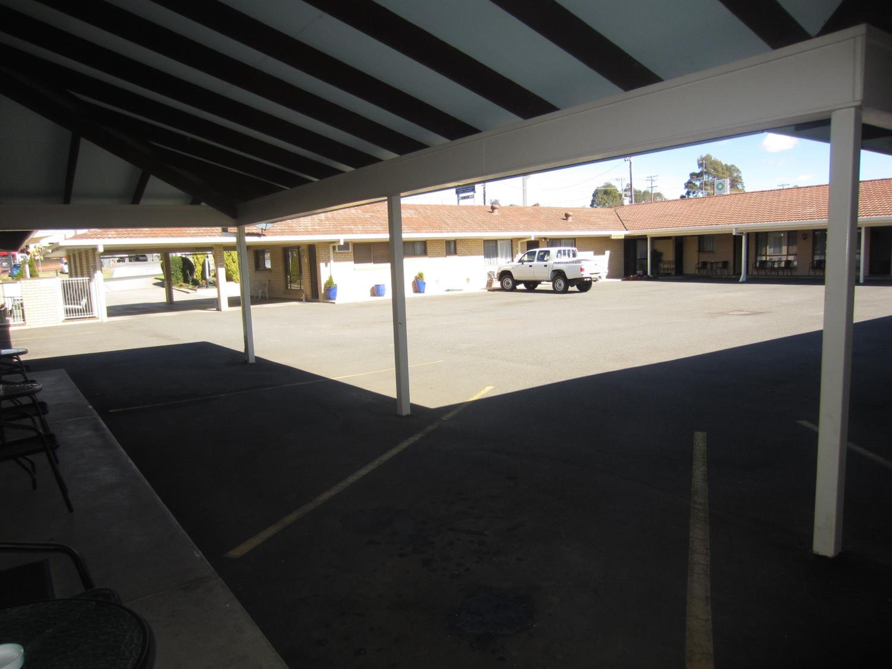 Top of the Town Motel