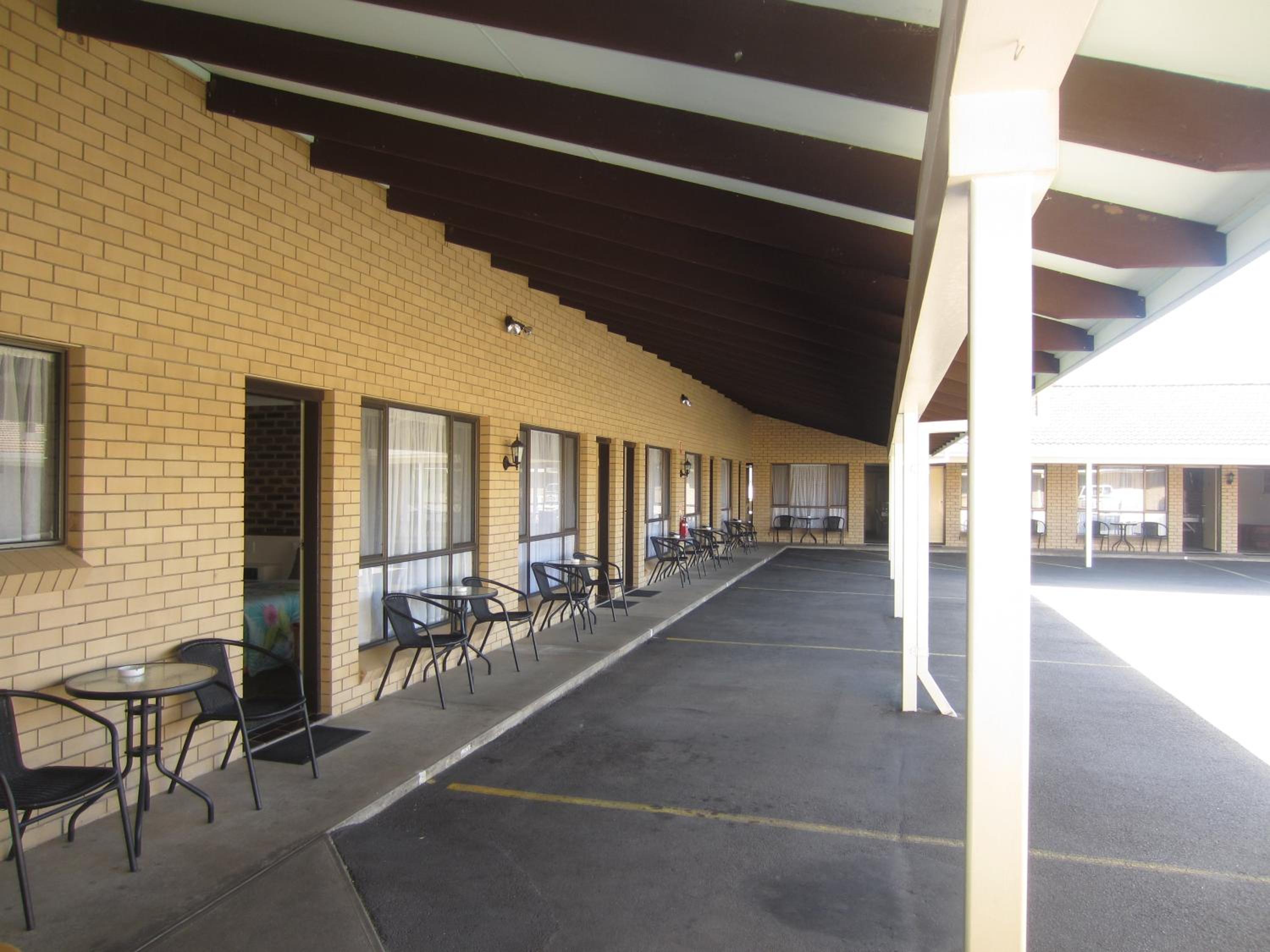 Top of the Town Motel
