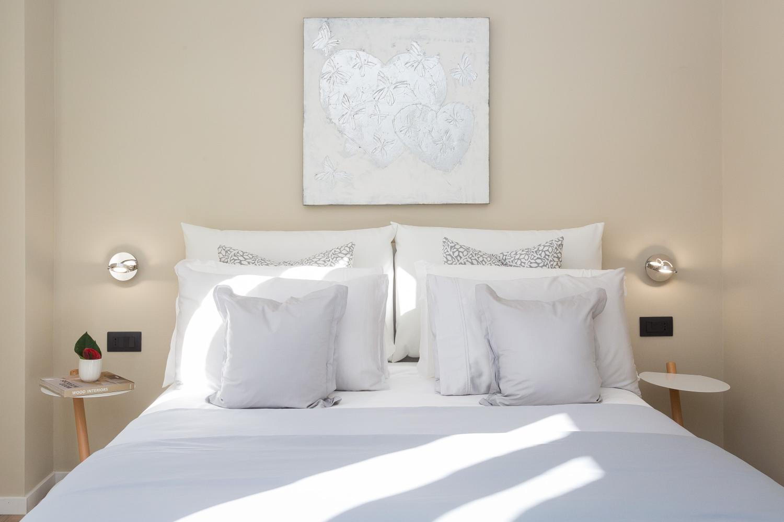 126 Gracchi Suites