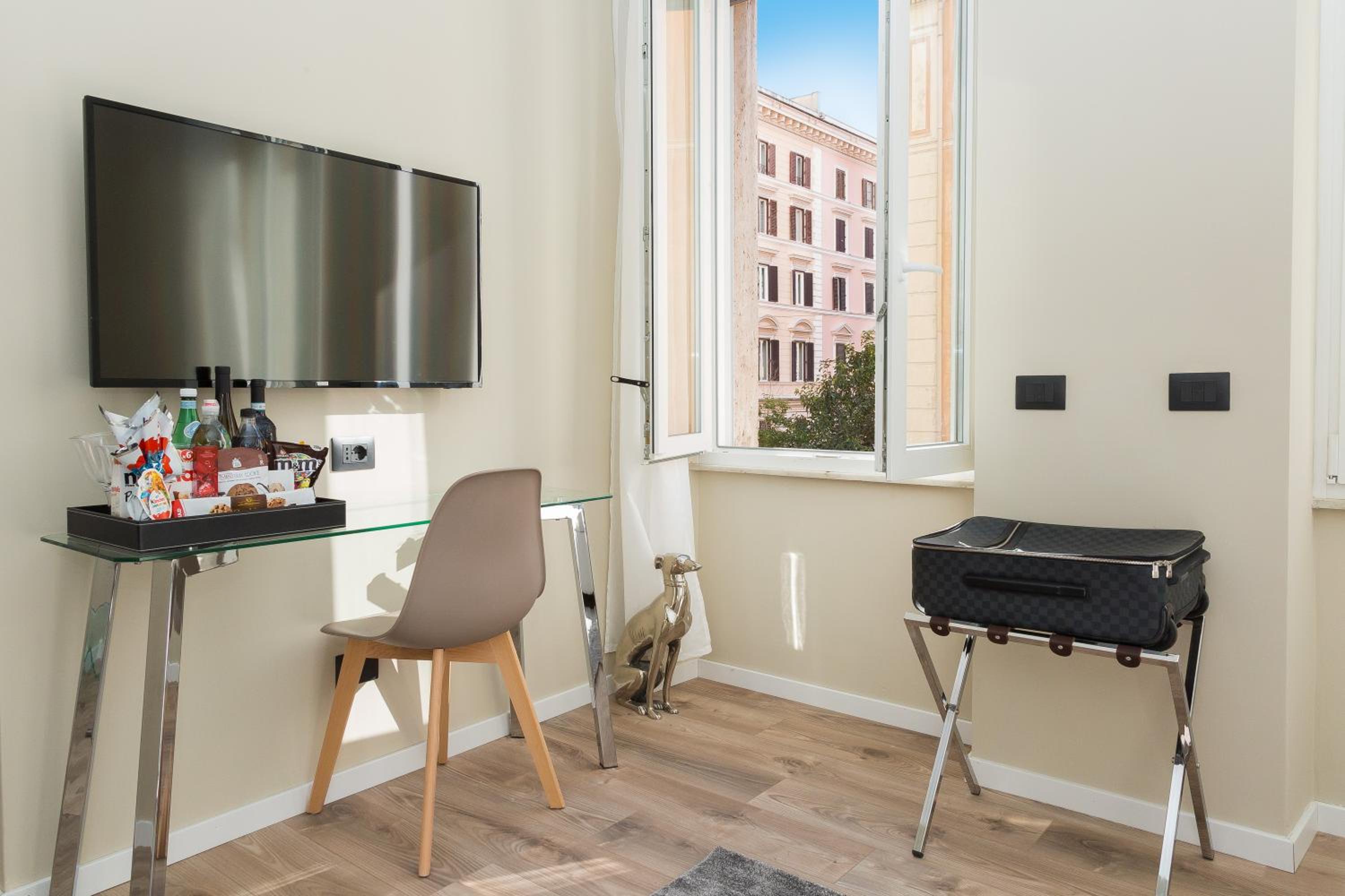 126 Gracchi Suites
