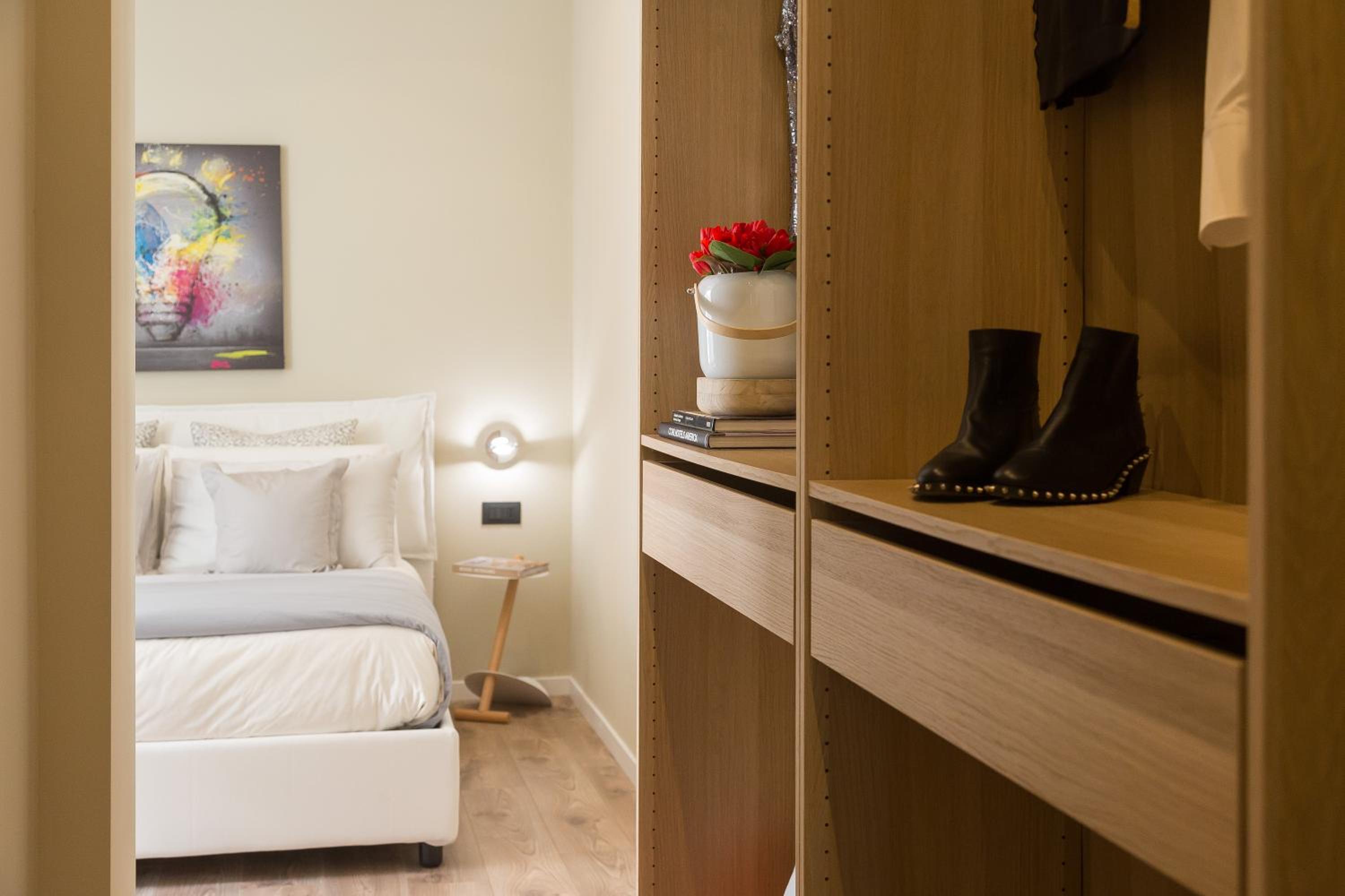 126 Gracchi Suites