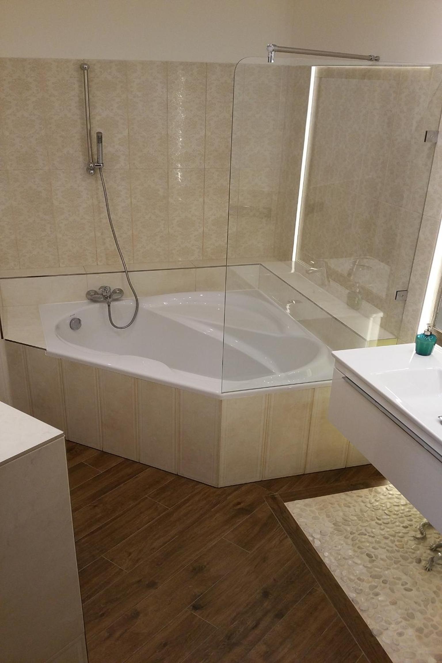 In Heart of Prague - 2BR 2BA Elegant Downtown Apt