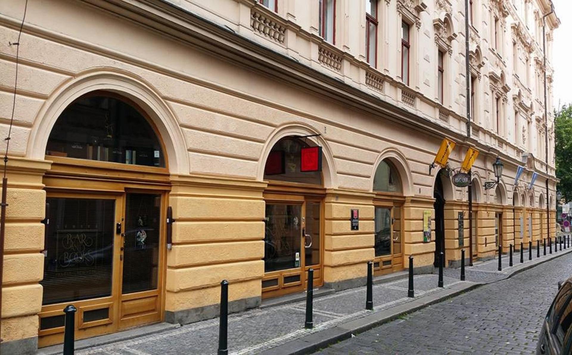 In Heart of Prague - 2BR 2BA Elegant Downtown Apt