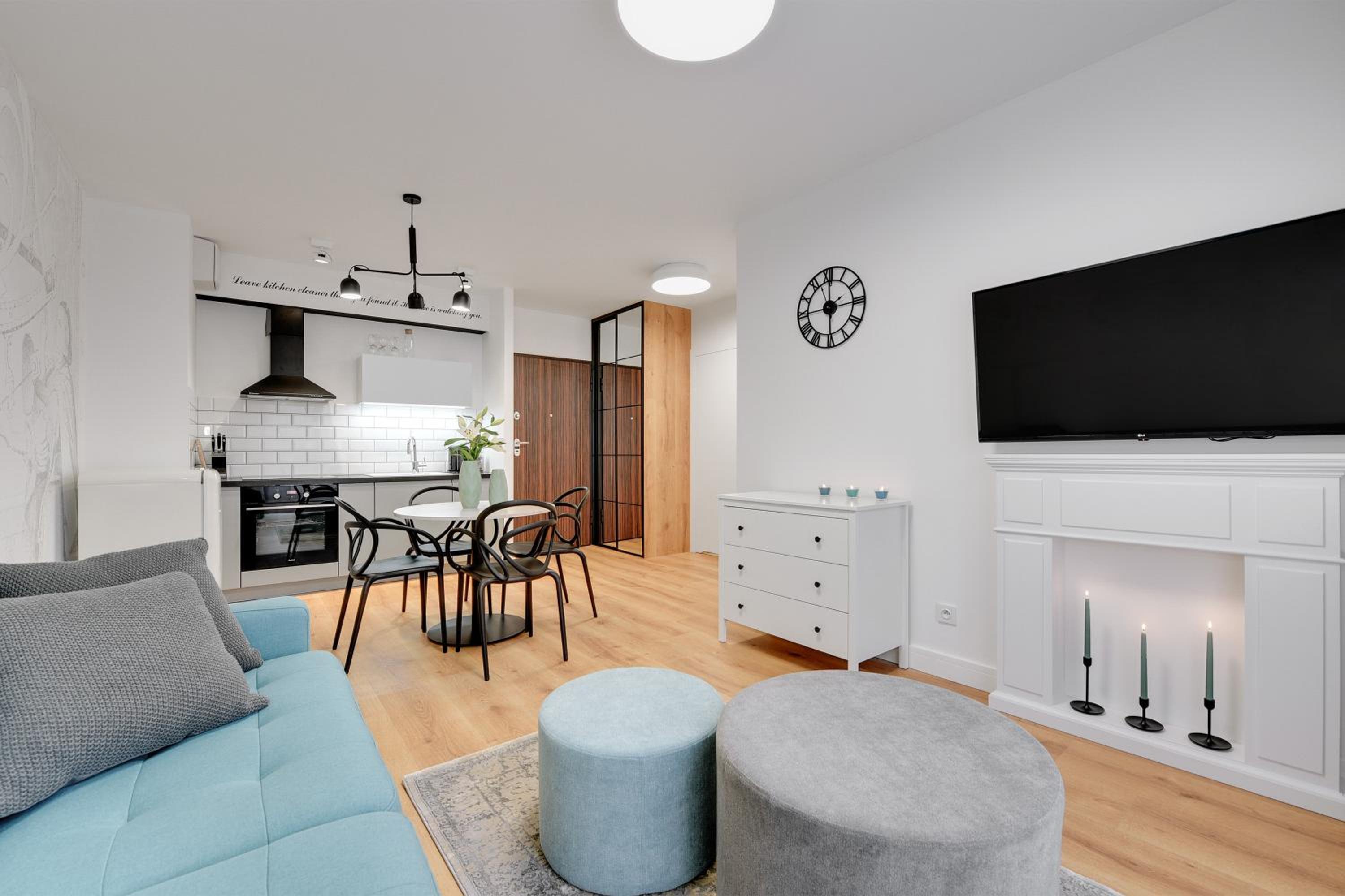 Aura Island Riverside by Downtown Apartments