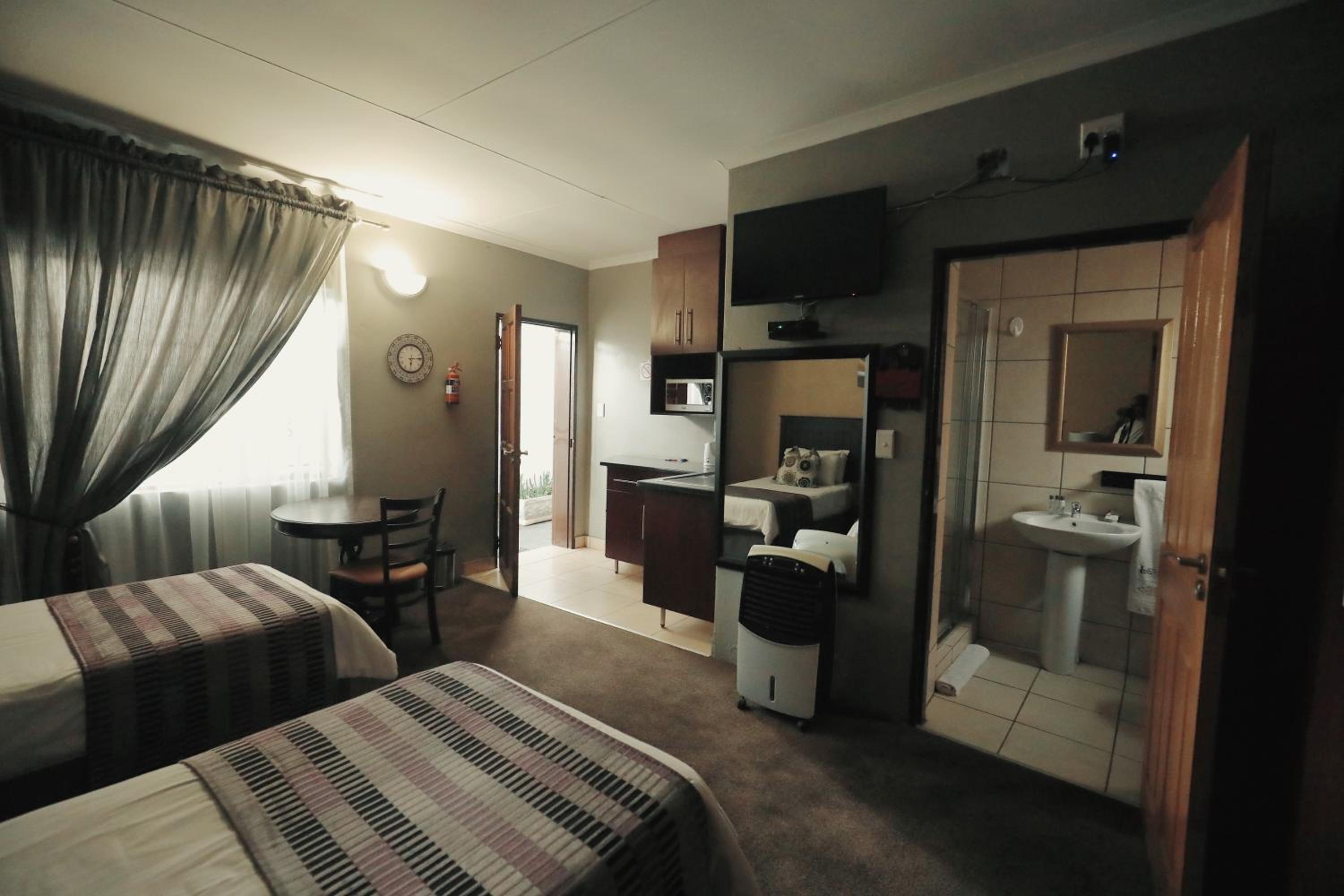 Ledumo Guest lodge