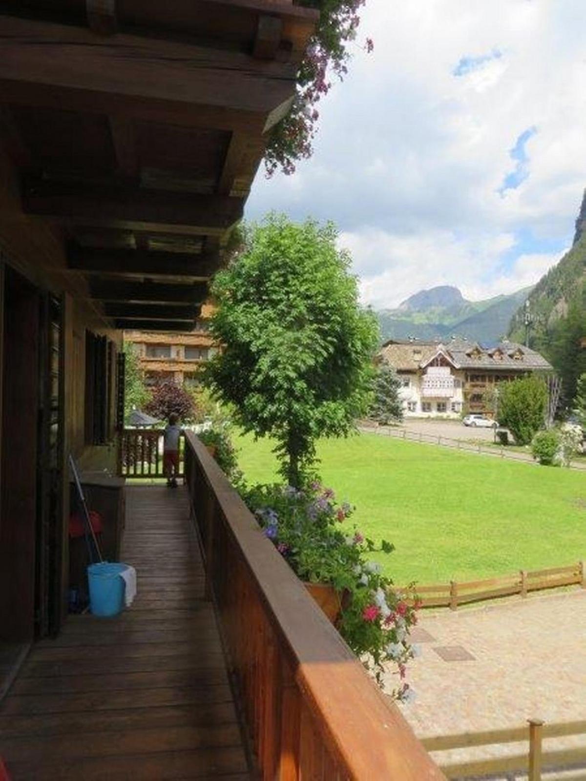 El Tobià view 3