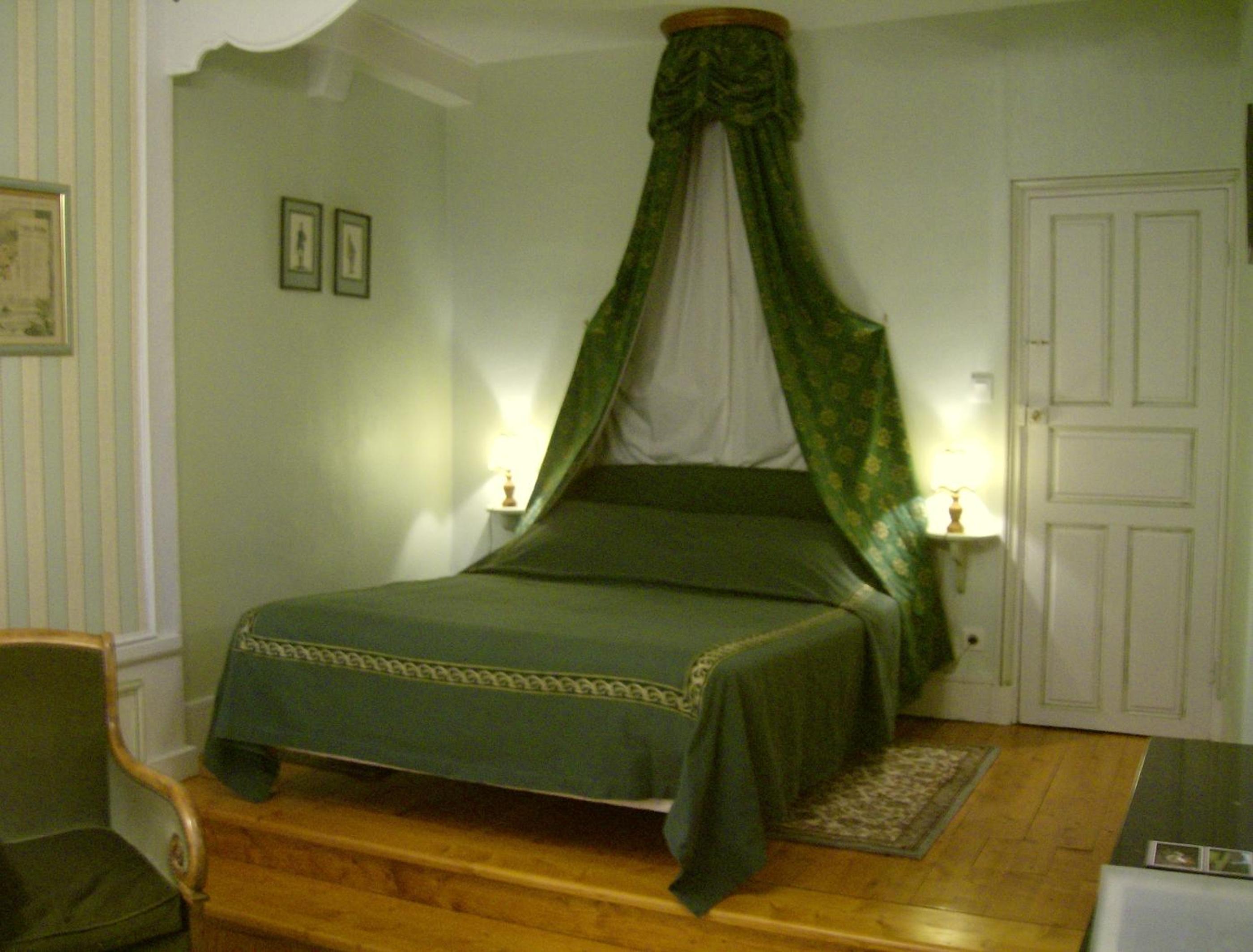 Photo 24