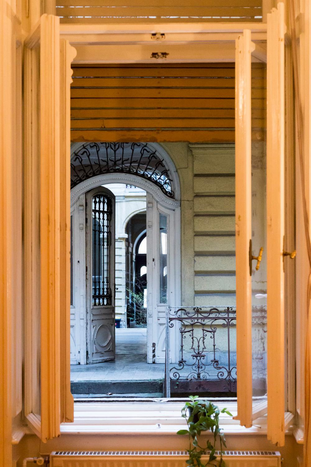 Baroque Hostel & Coworking